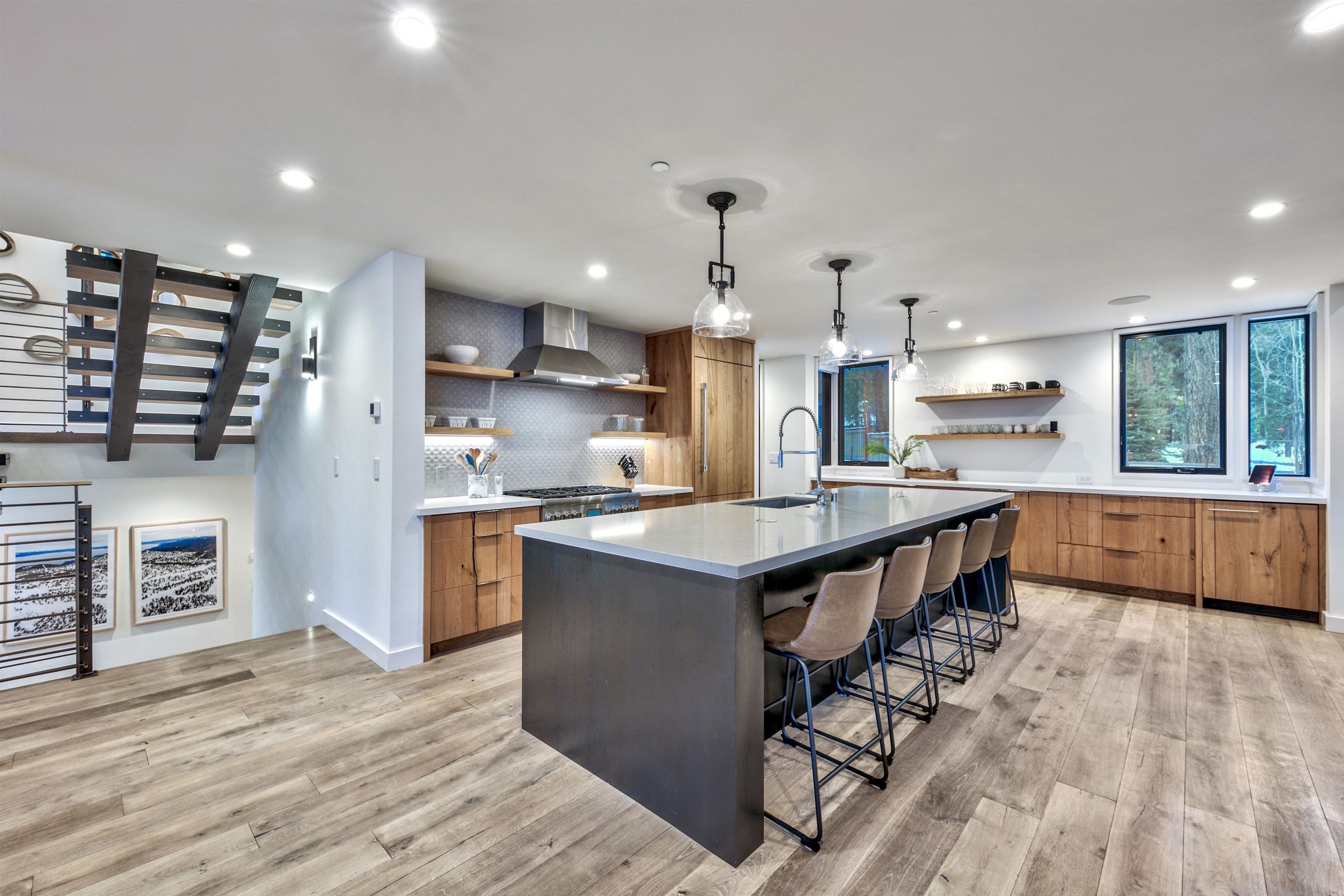 110 Old Cedars Place