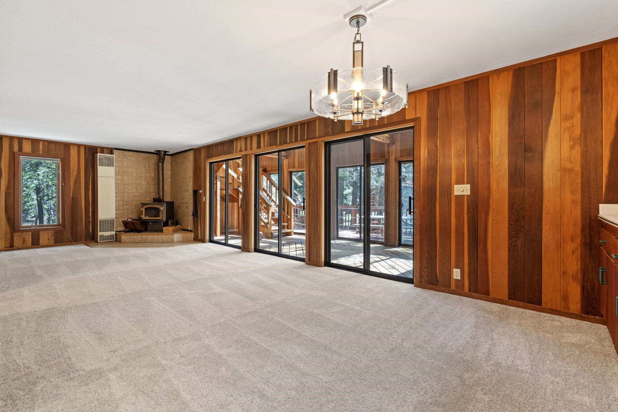 7065 Bellevue Avenue