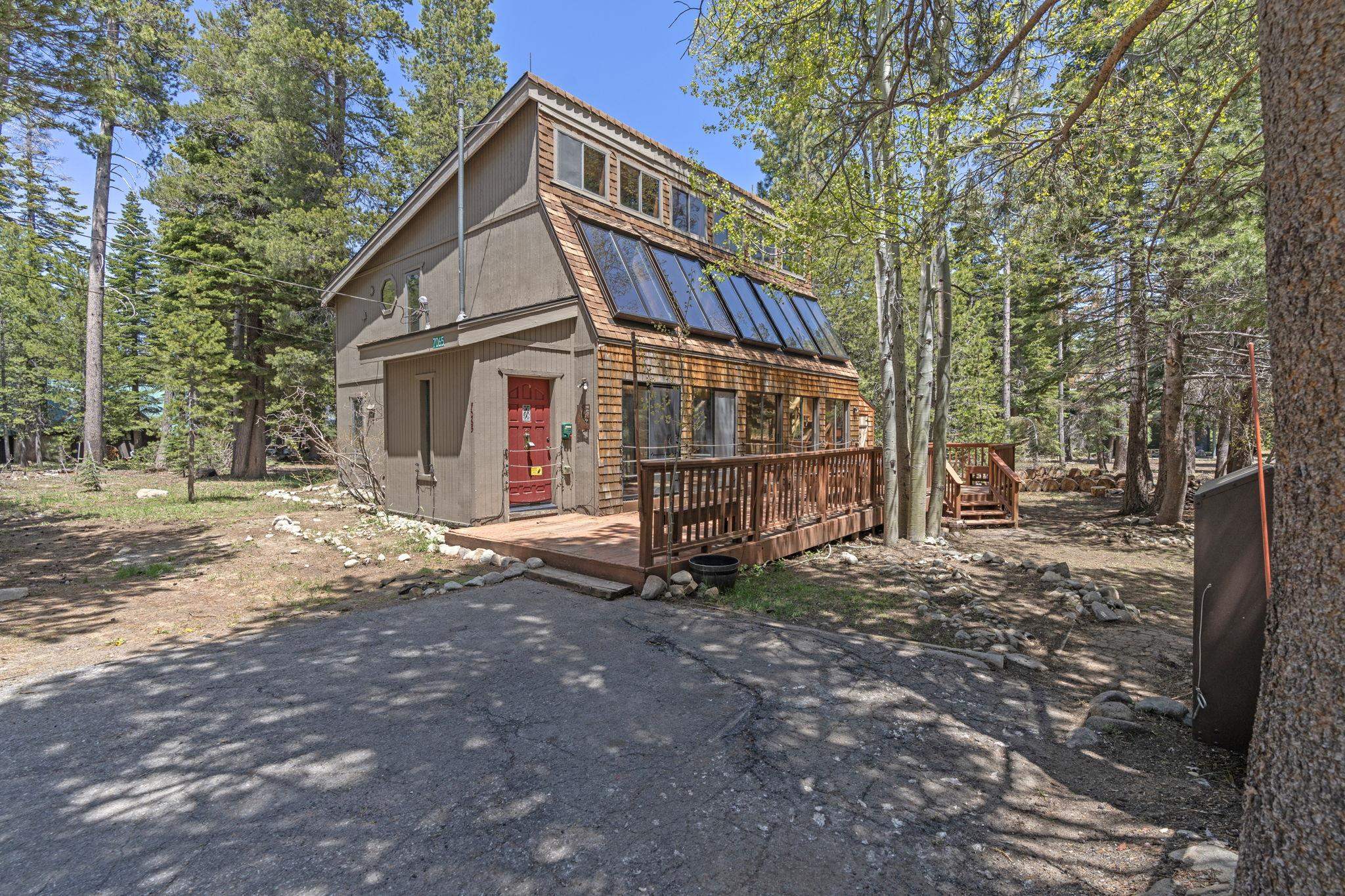 7065 Bellevue Avenue