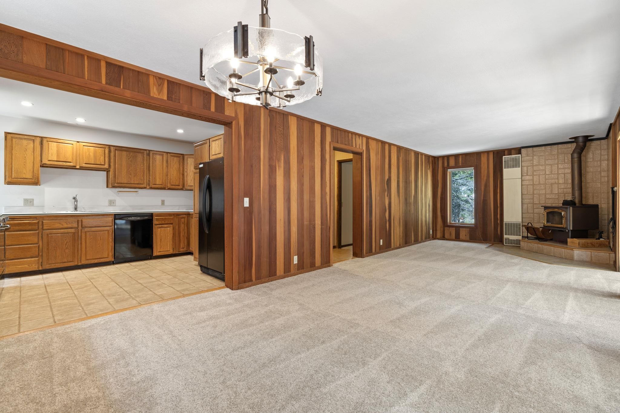 7065 Bellevue Avenue