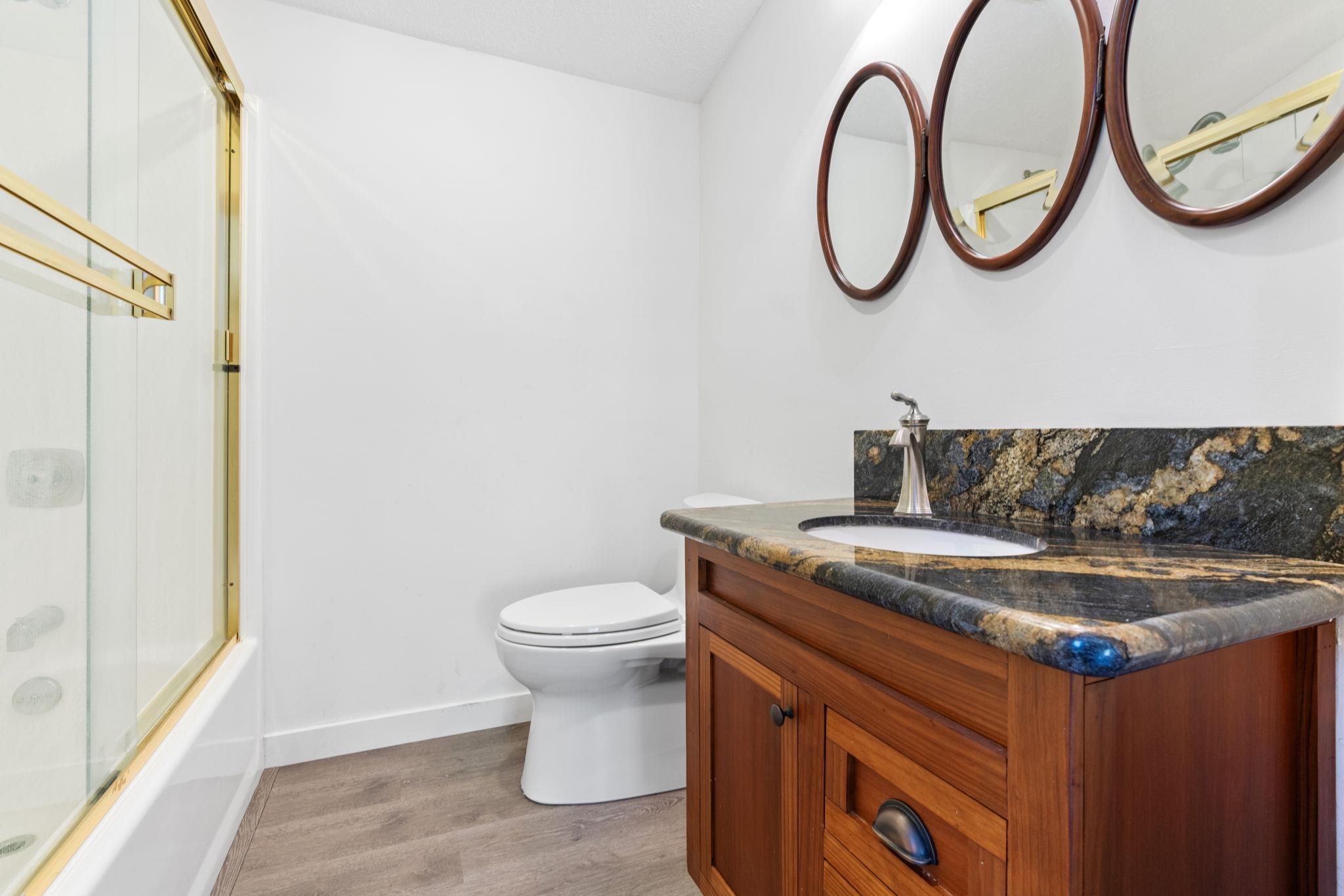 7065 Bellevue Avenue