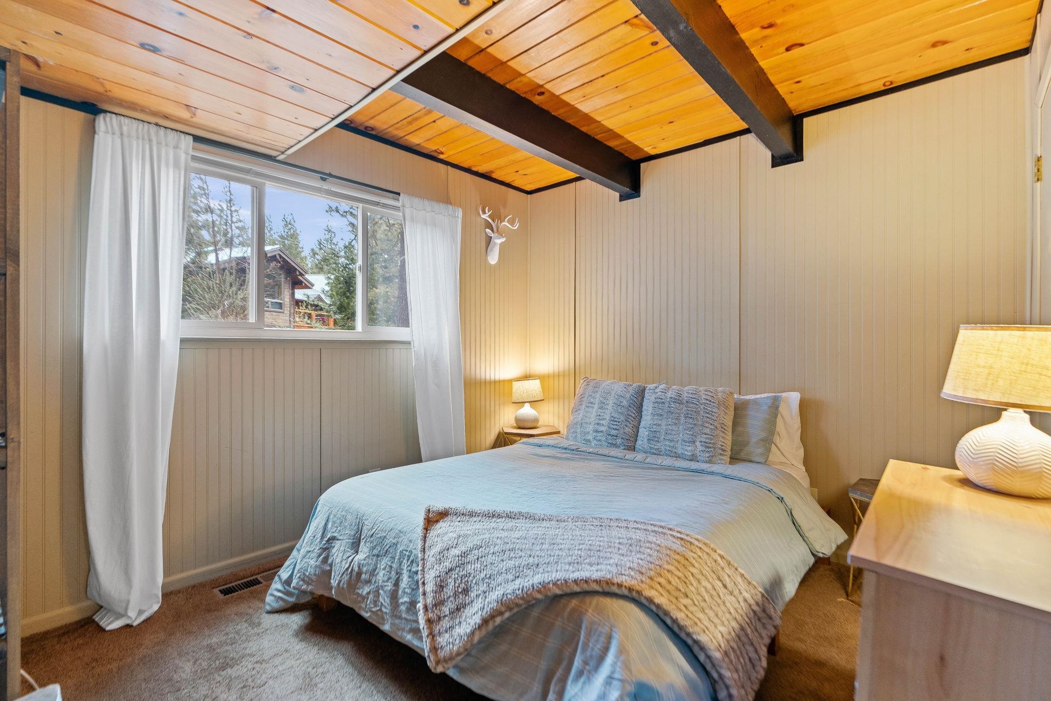 1860 Silver Tip Drive