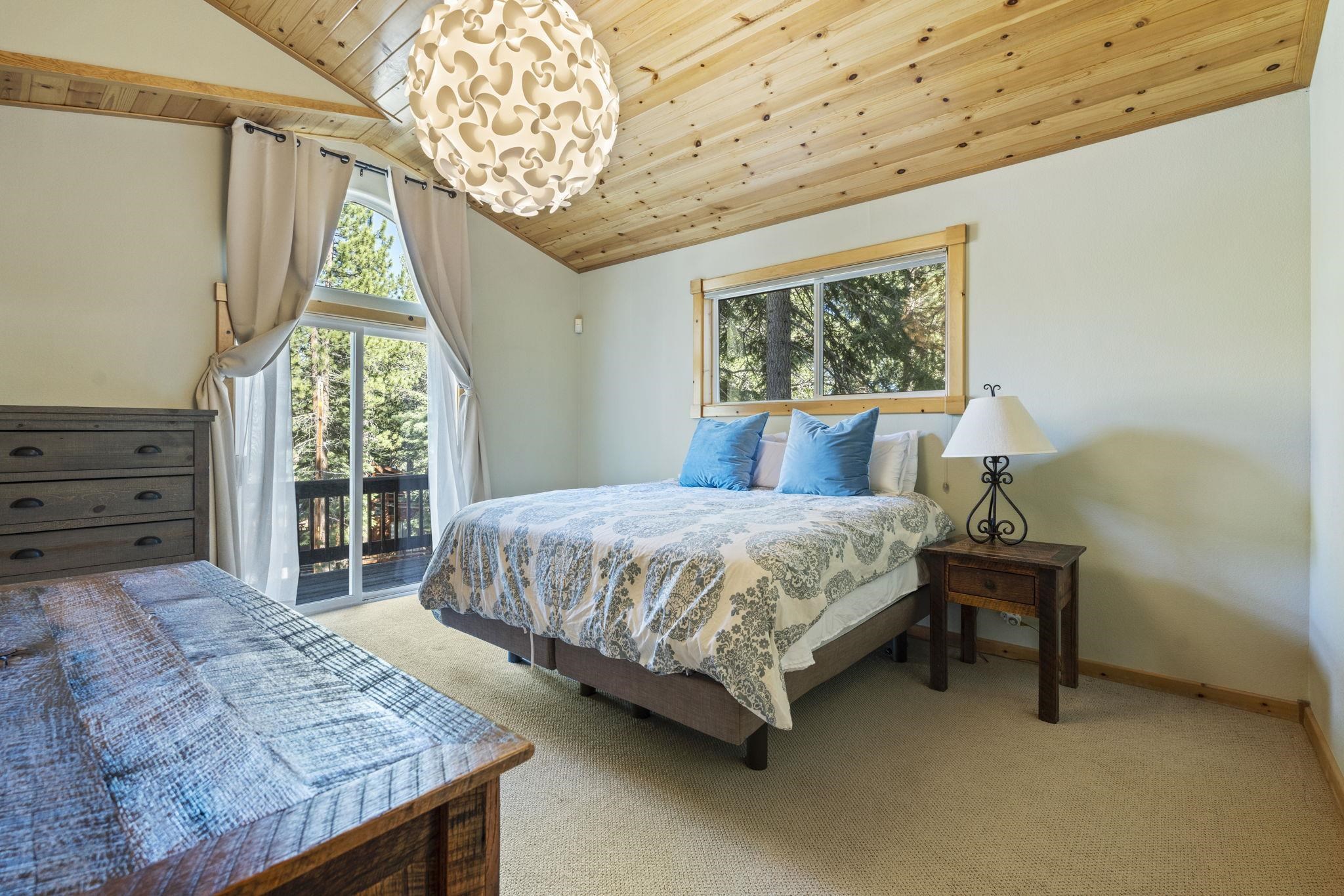 11852 Brookstone Drive