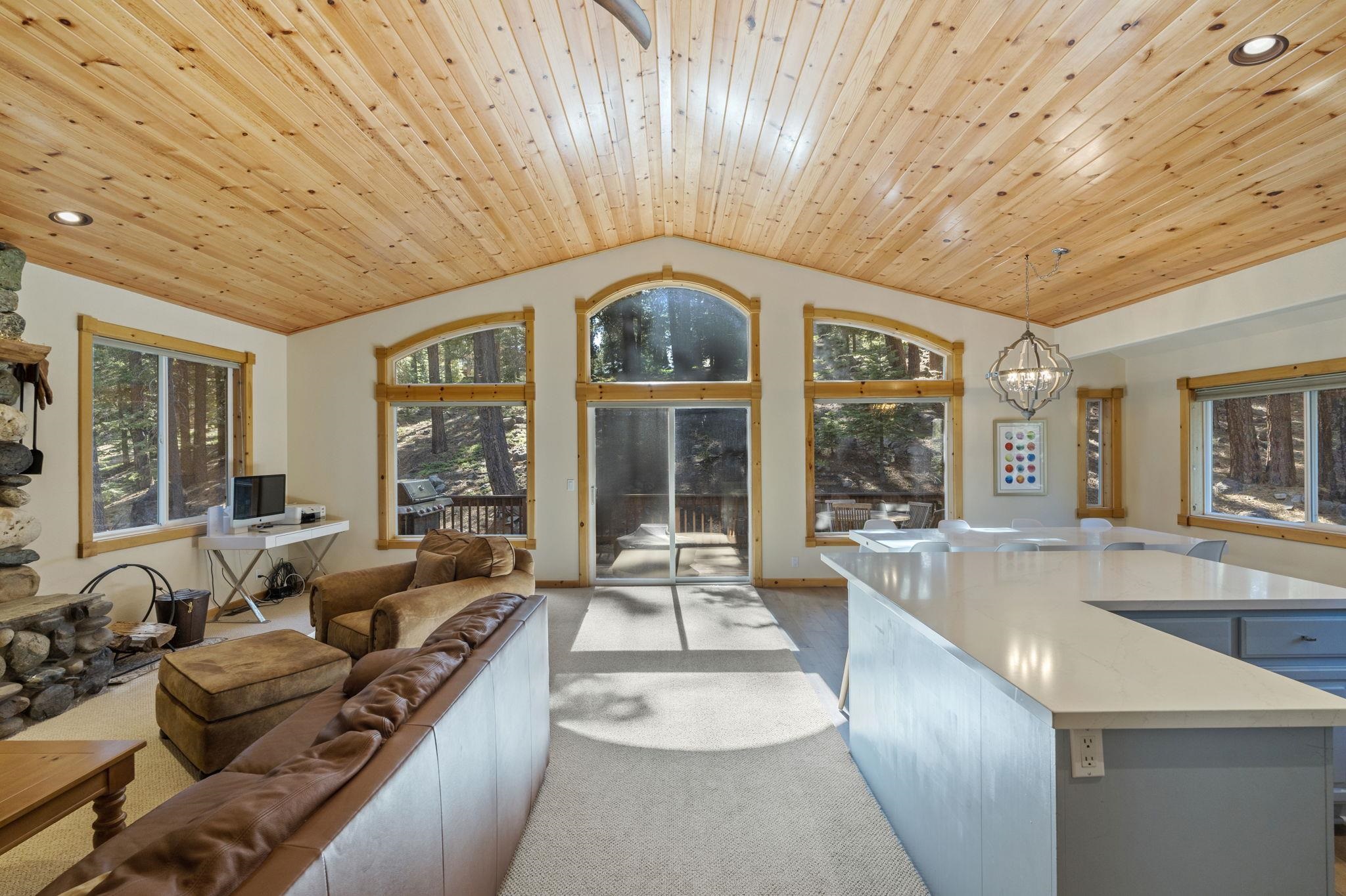 11852 Brookstone Drive