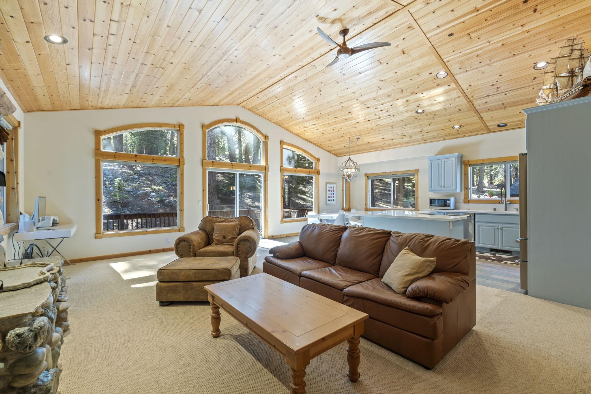 11852 Brookstone Drive