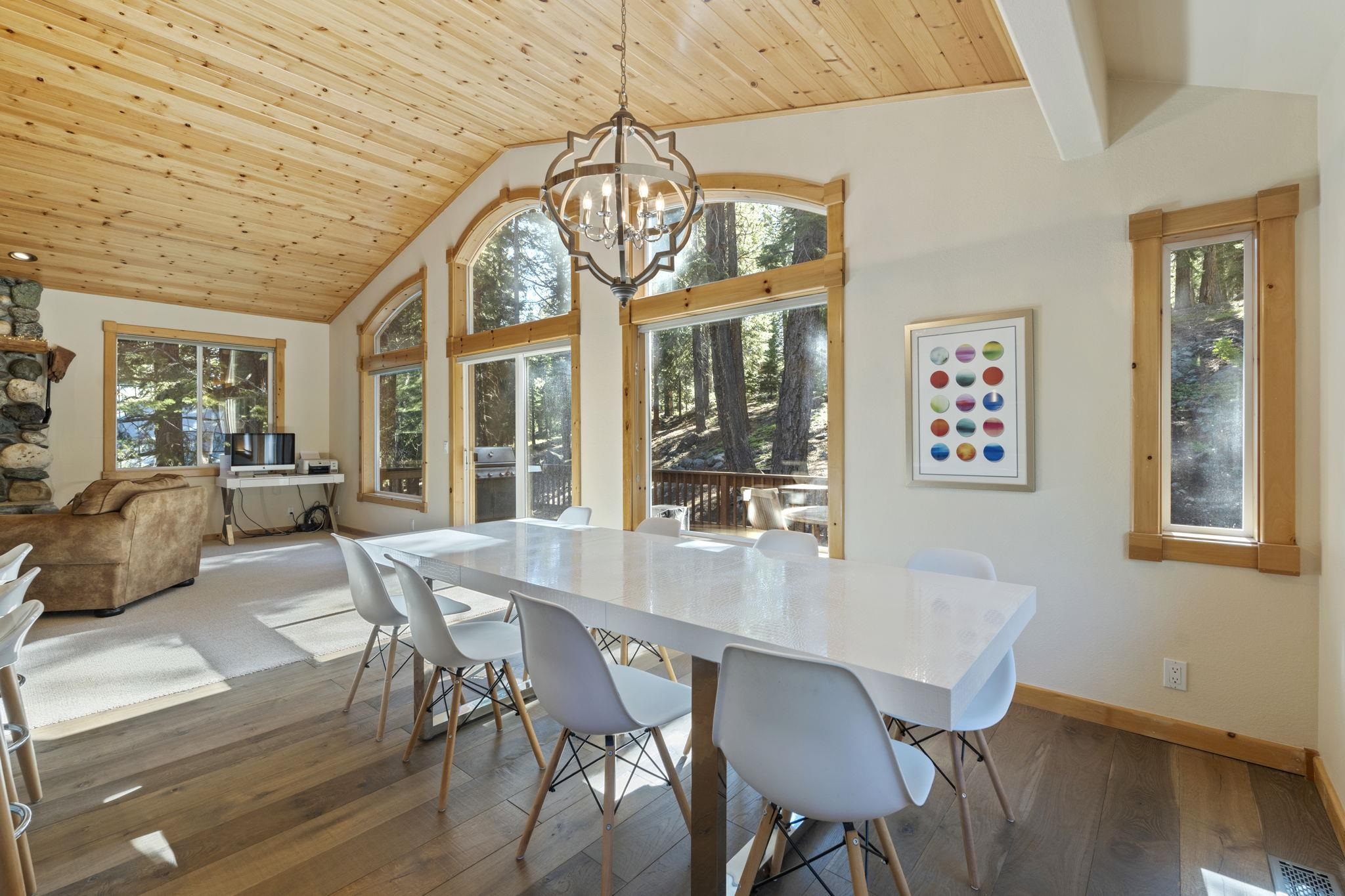 11852 Brookstone Drive