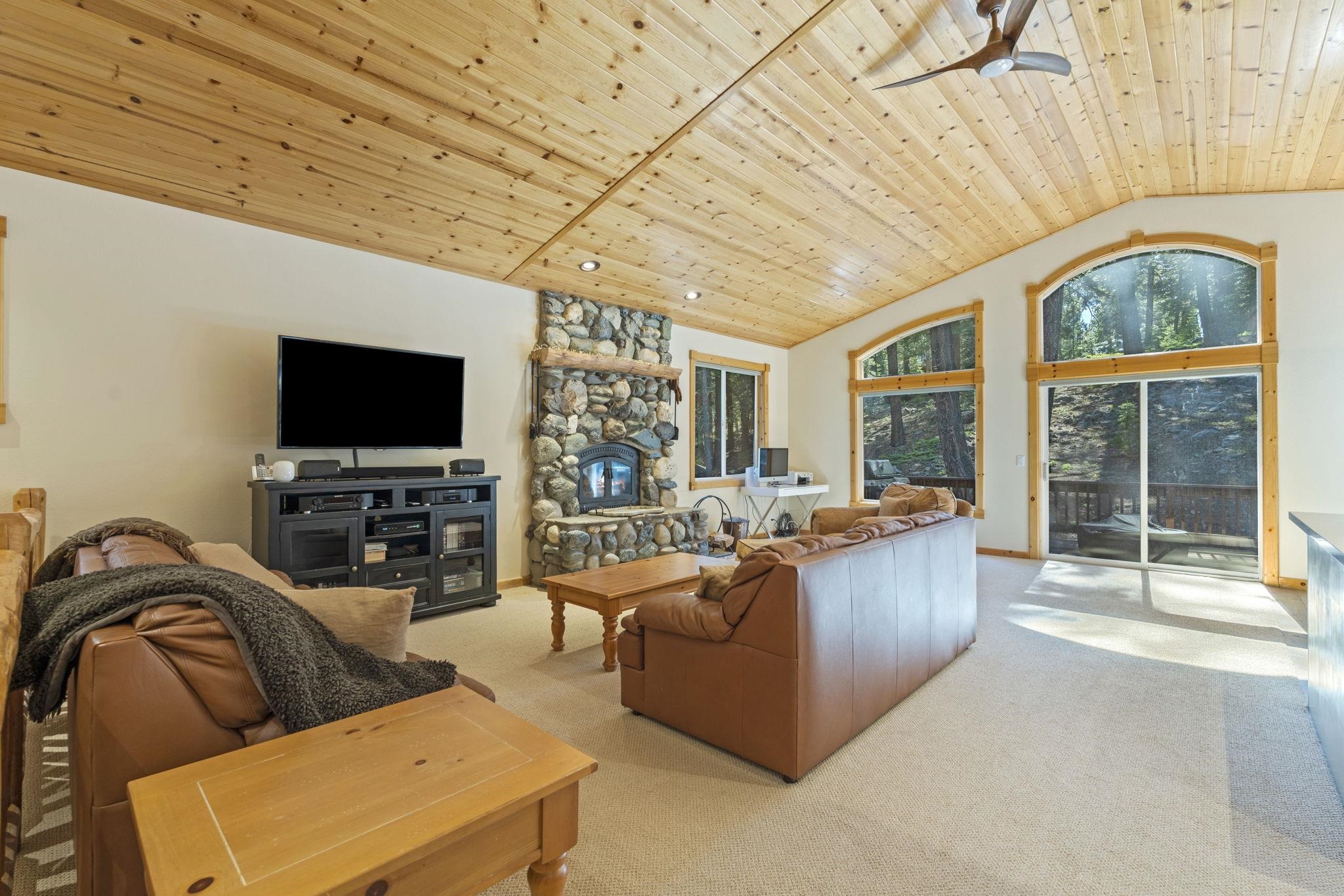 11852 Brookstone Drive