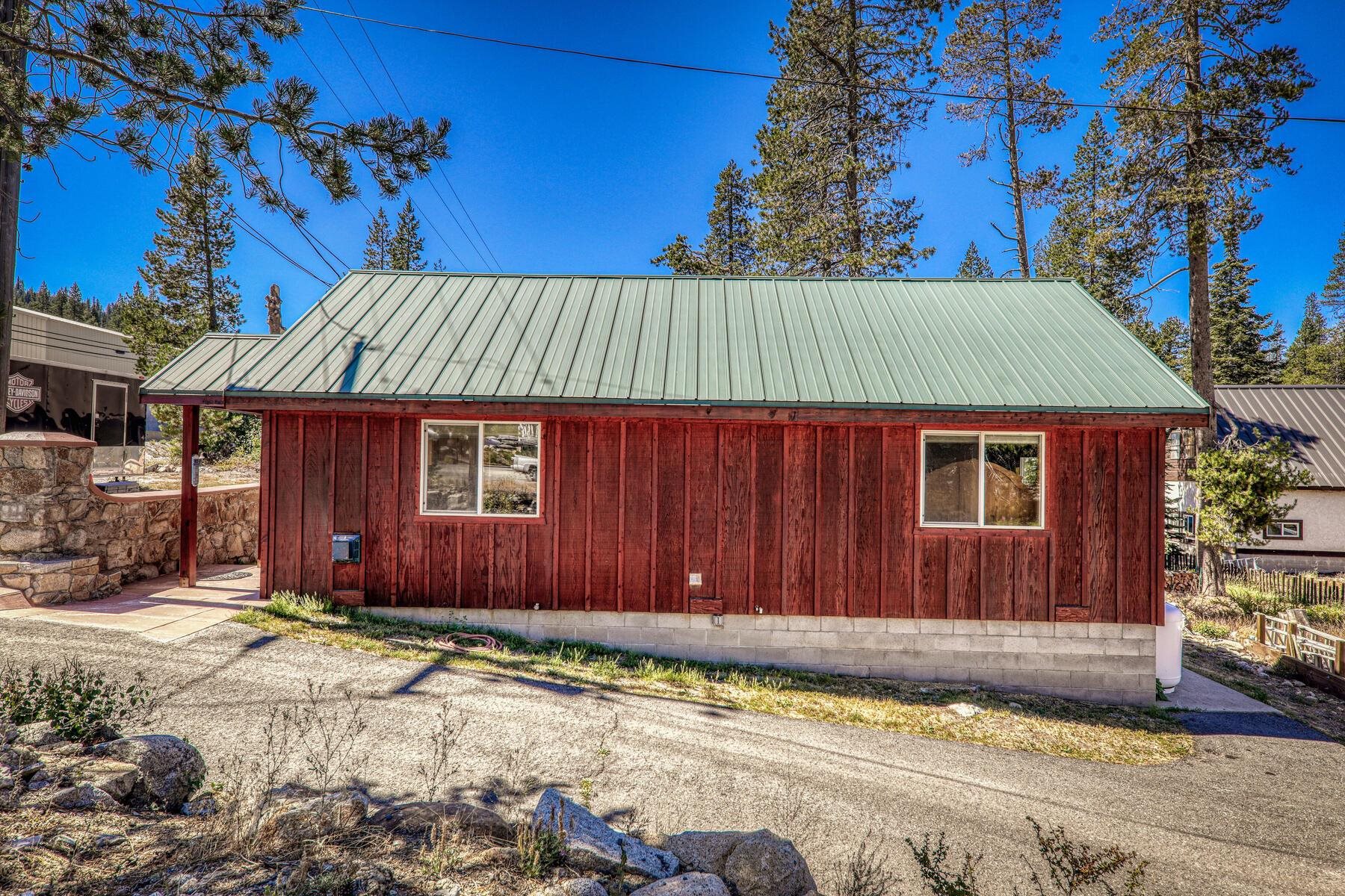 51164 Donner Pass Road