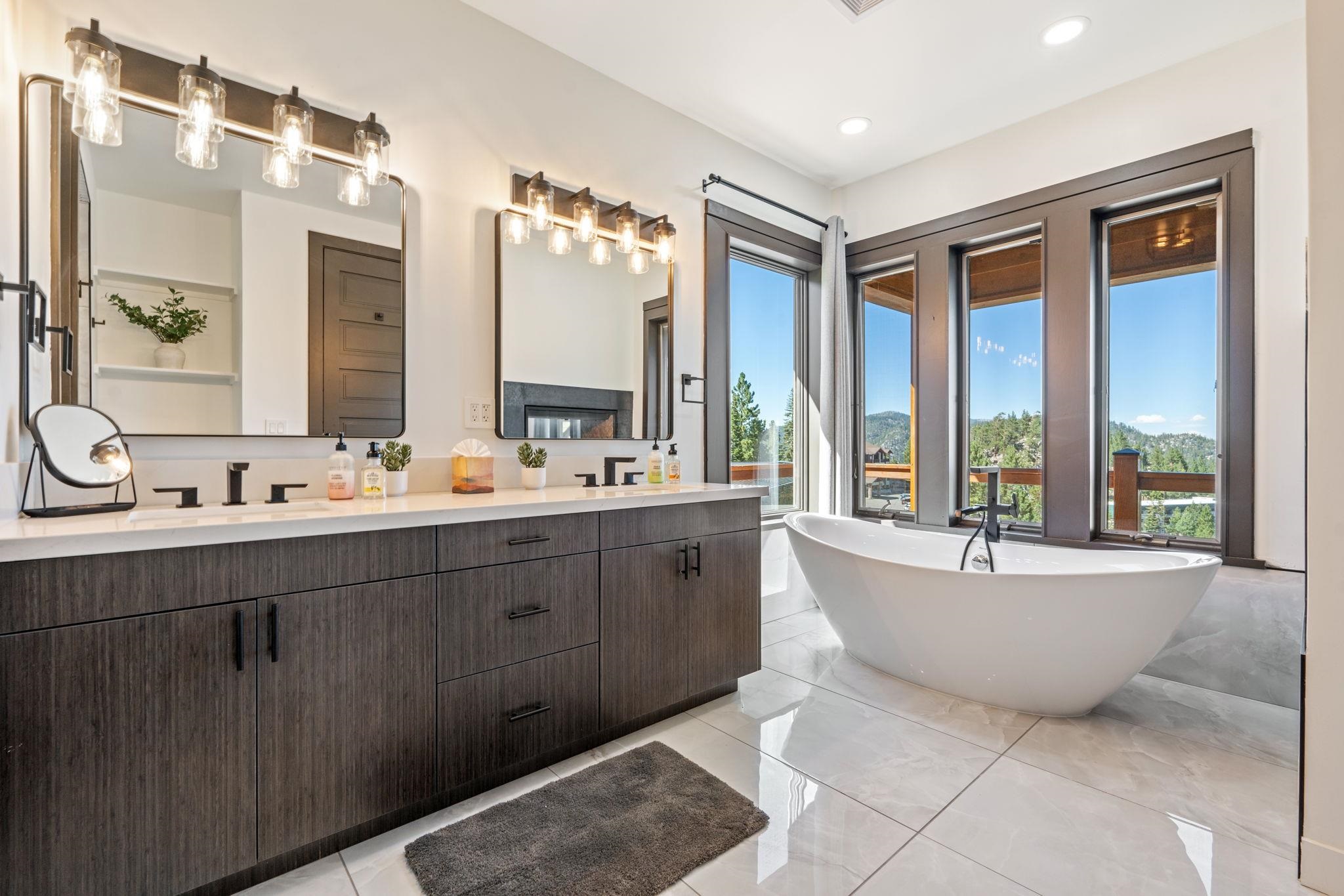 1625 Black Bear Trail