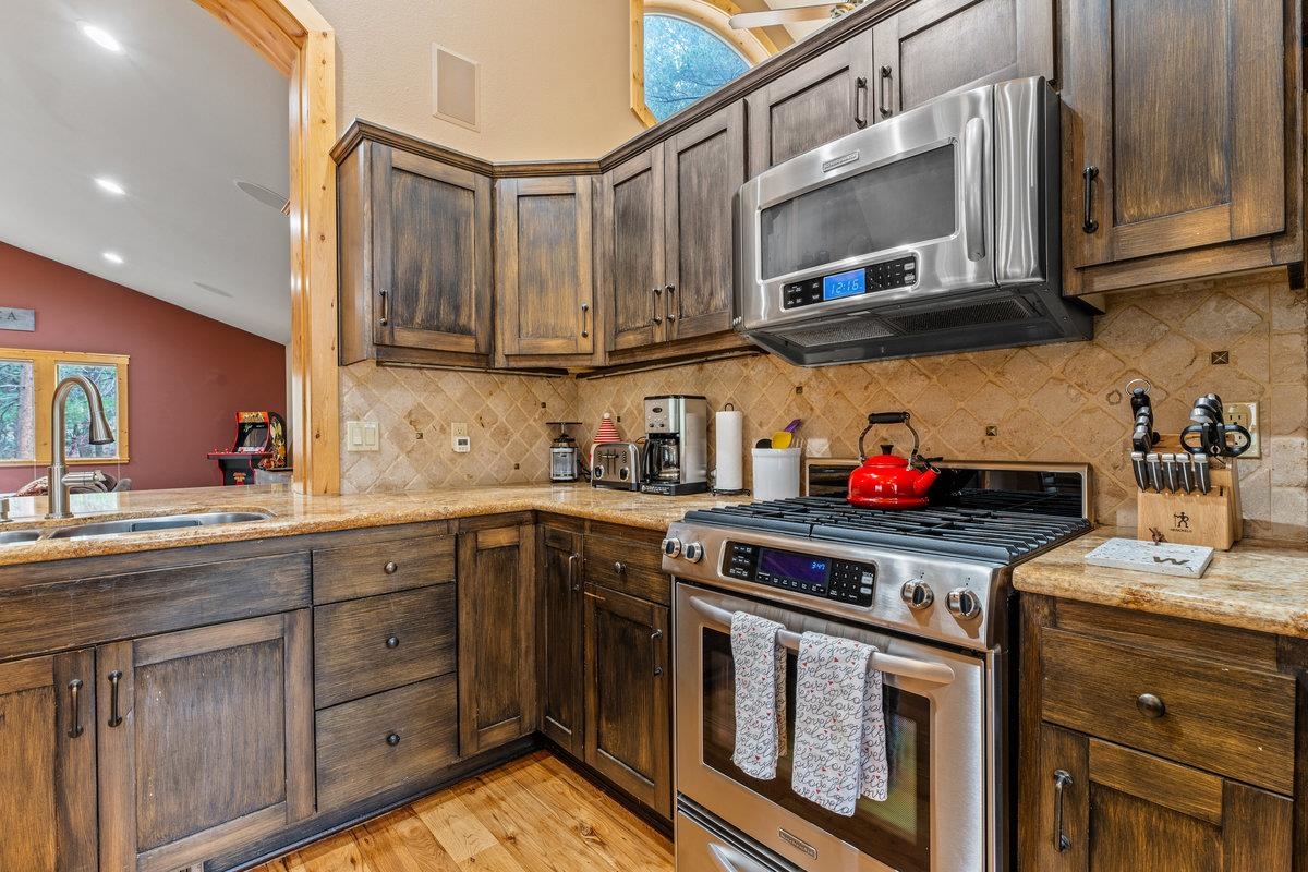 12291 Prosser Dam Road