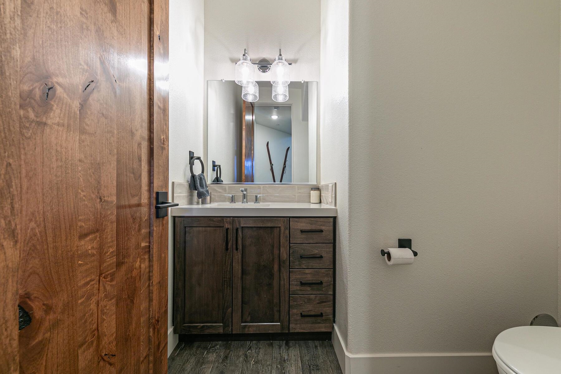 7699 North Lake Boulevard Unit: 3