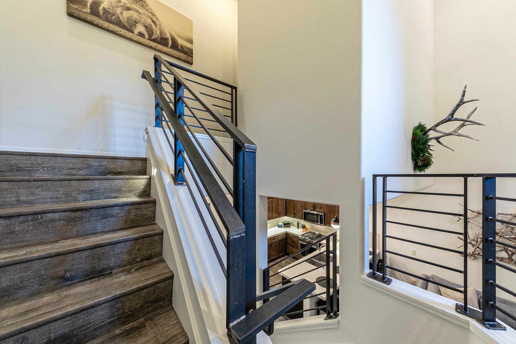 7699 North Lake Boulevard Unit: 3