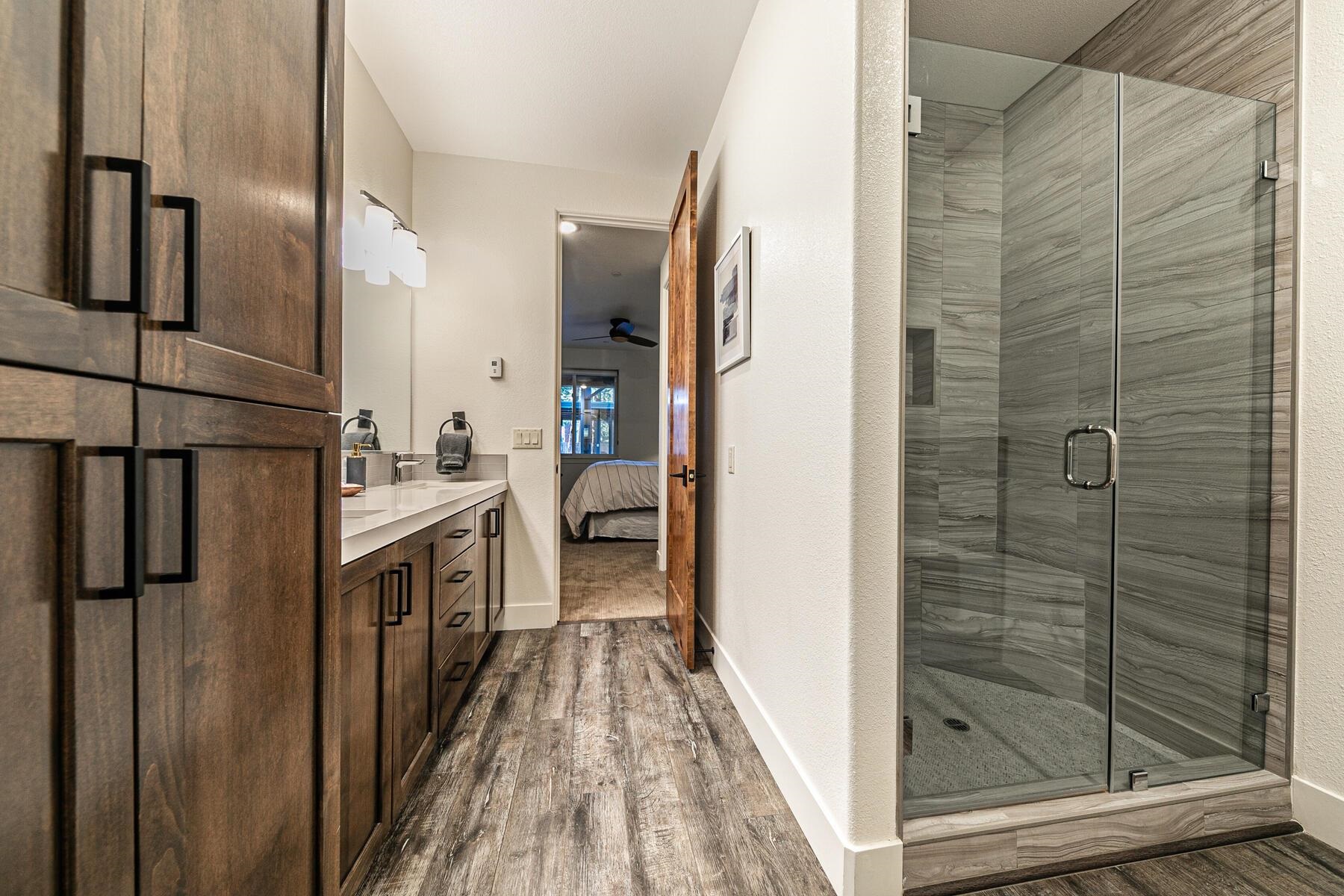 7699 North Lake Boulevard Unit: 3