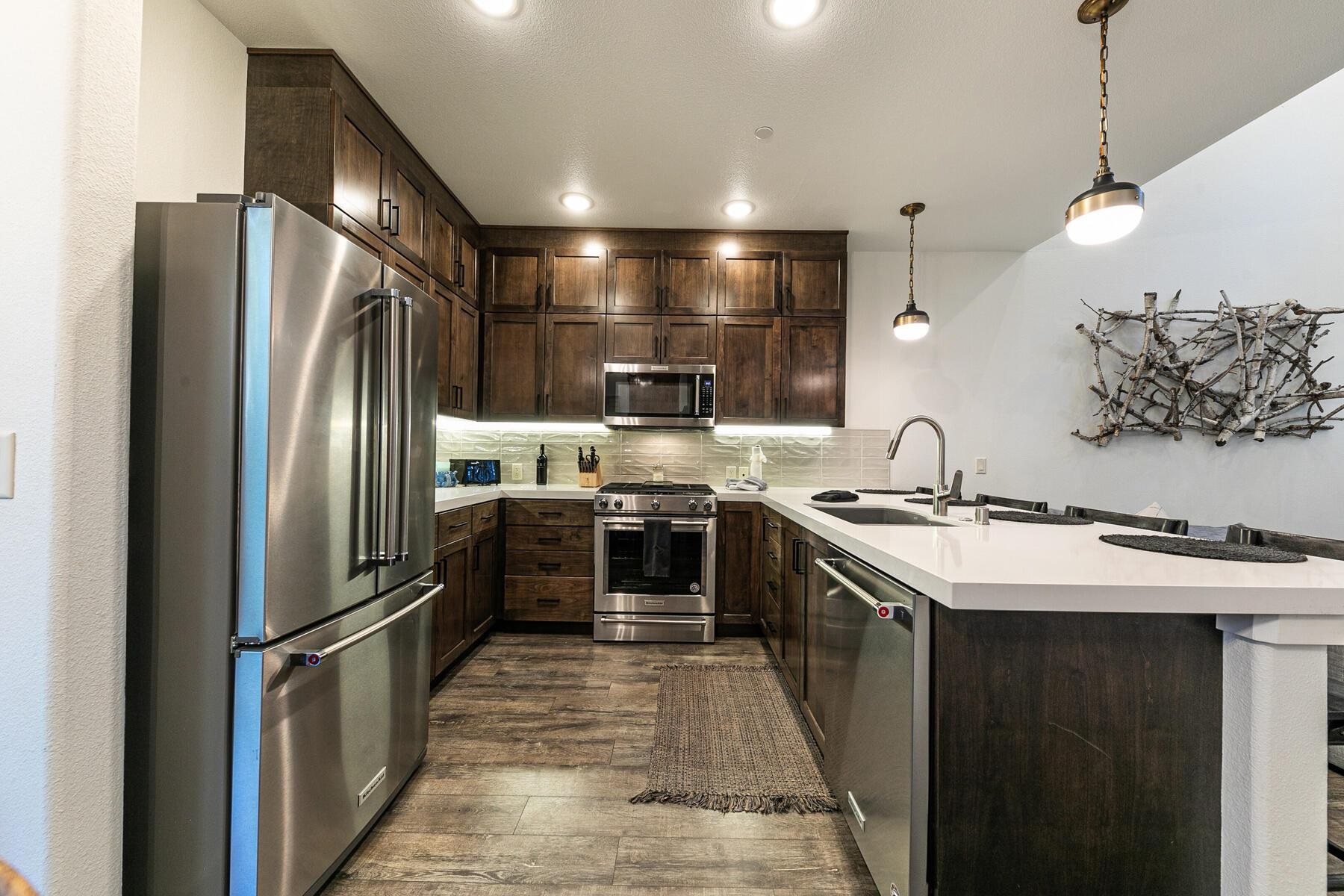 7699 North Lake Boulevard Unit: 3