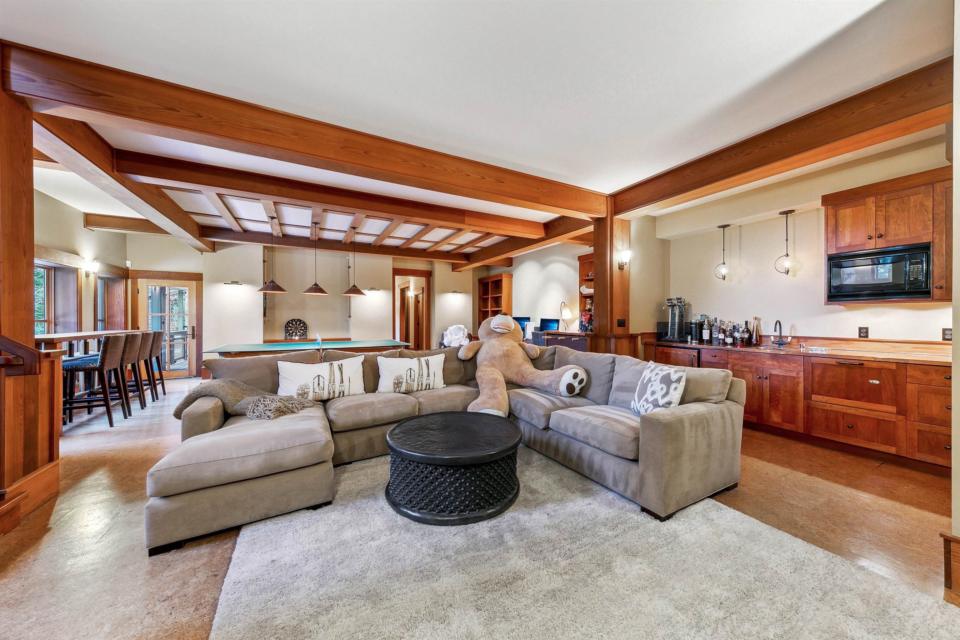 2221 Silver Fox Court