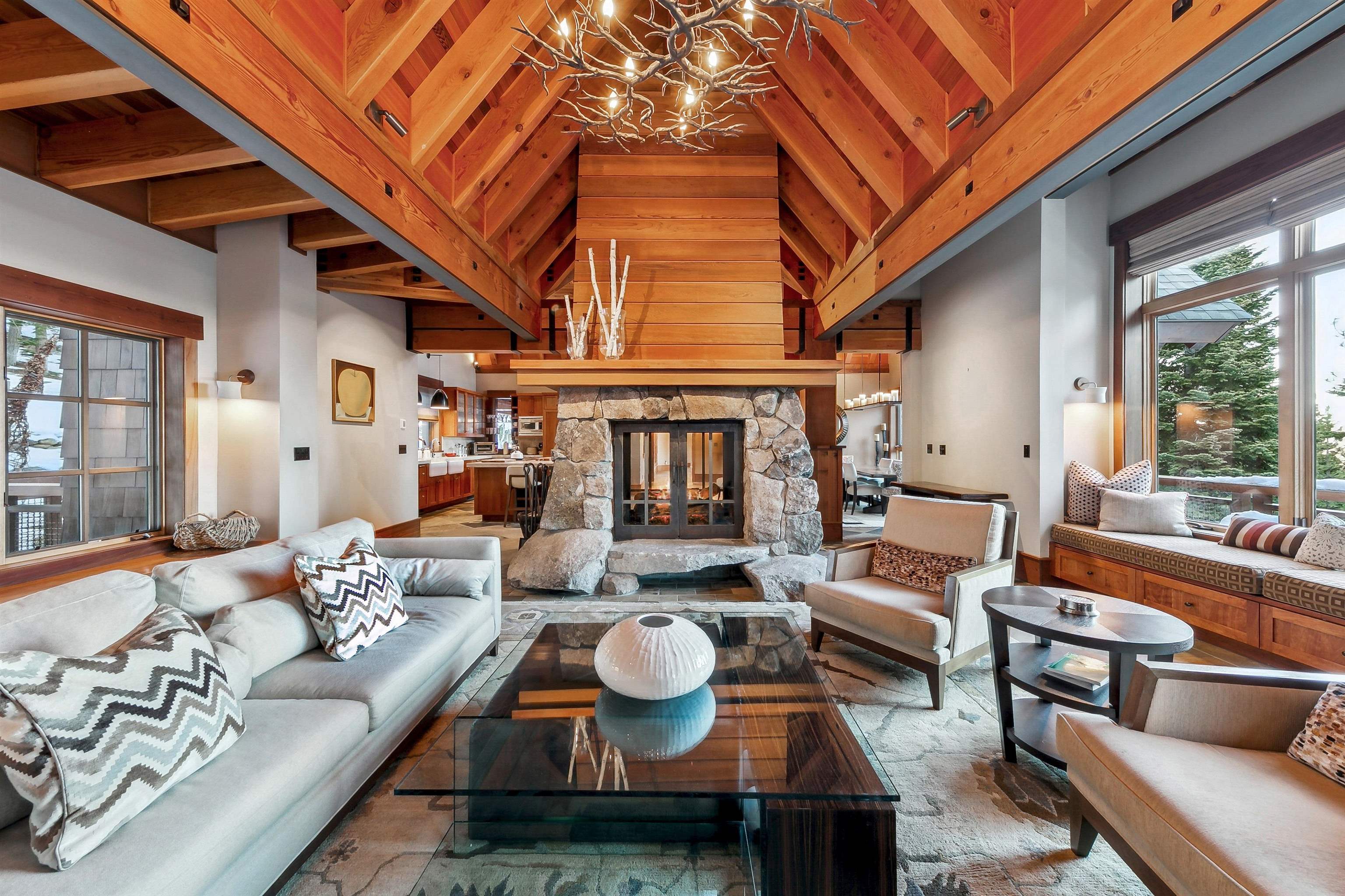 2221 Silver Fox Court
