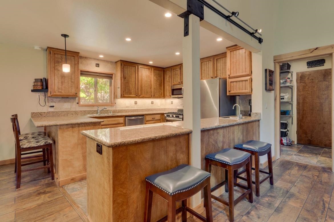 730 Cascade Circle