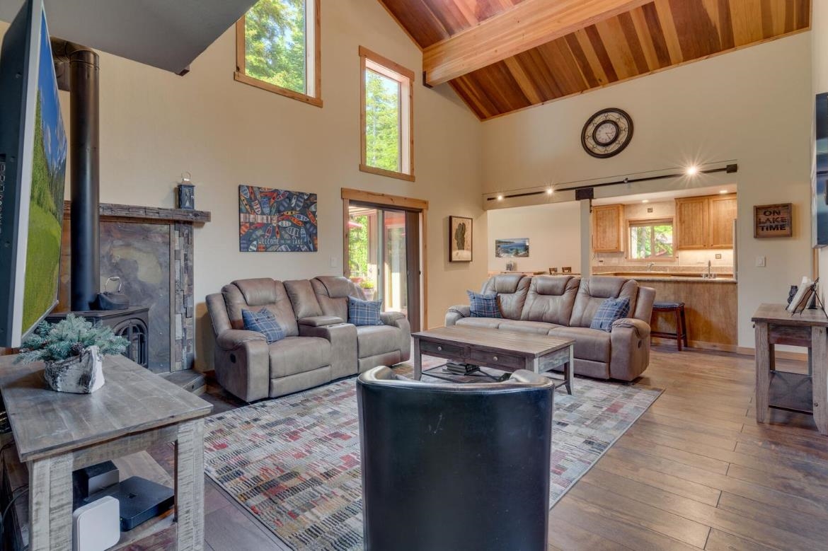 730 Cascade Circle