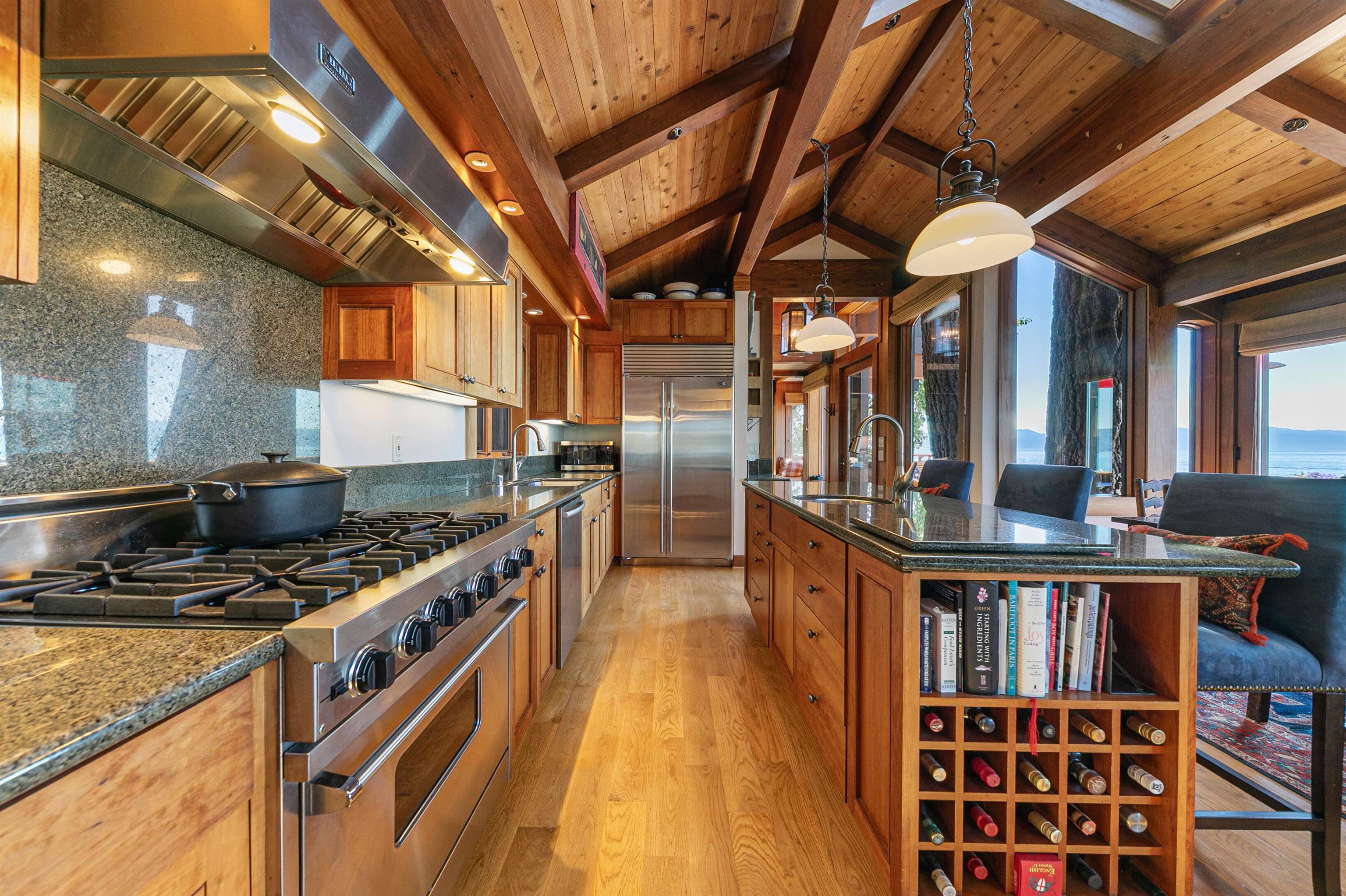 3334 Edgewater Drive