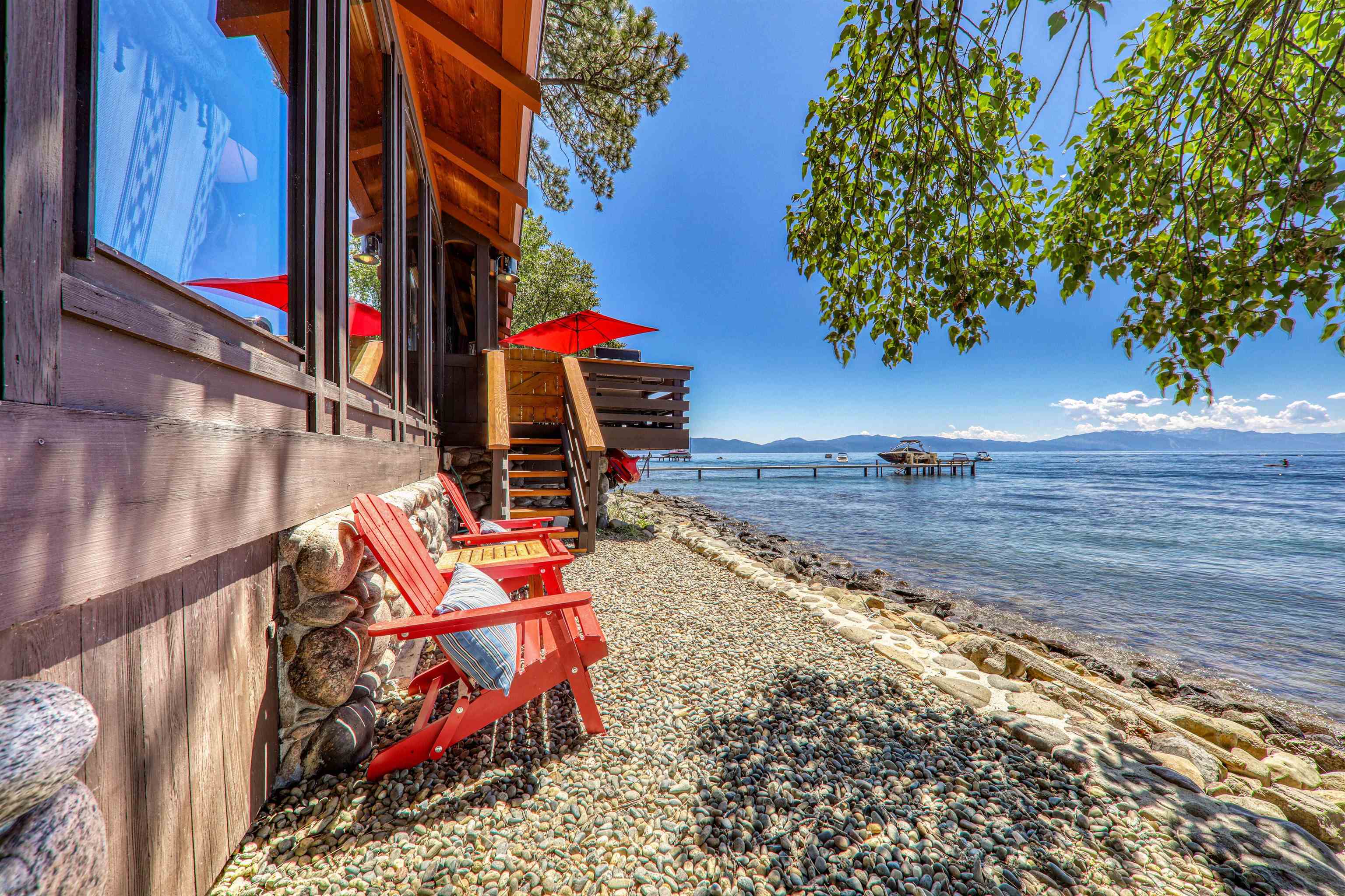 3334 Edgewater Drive