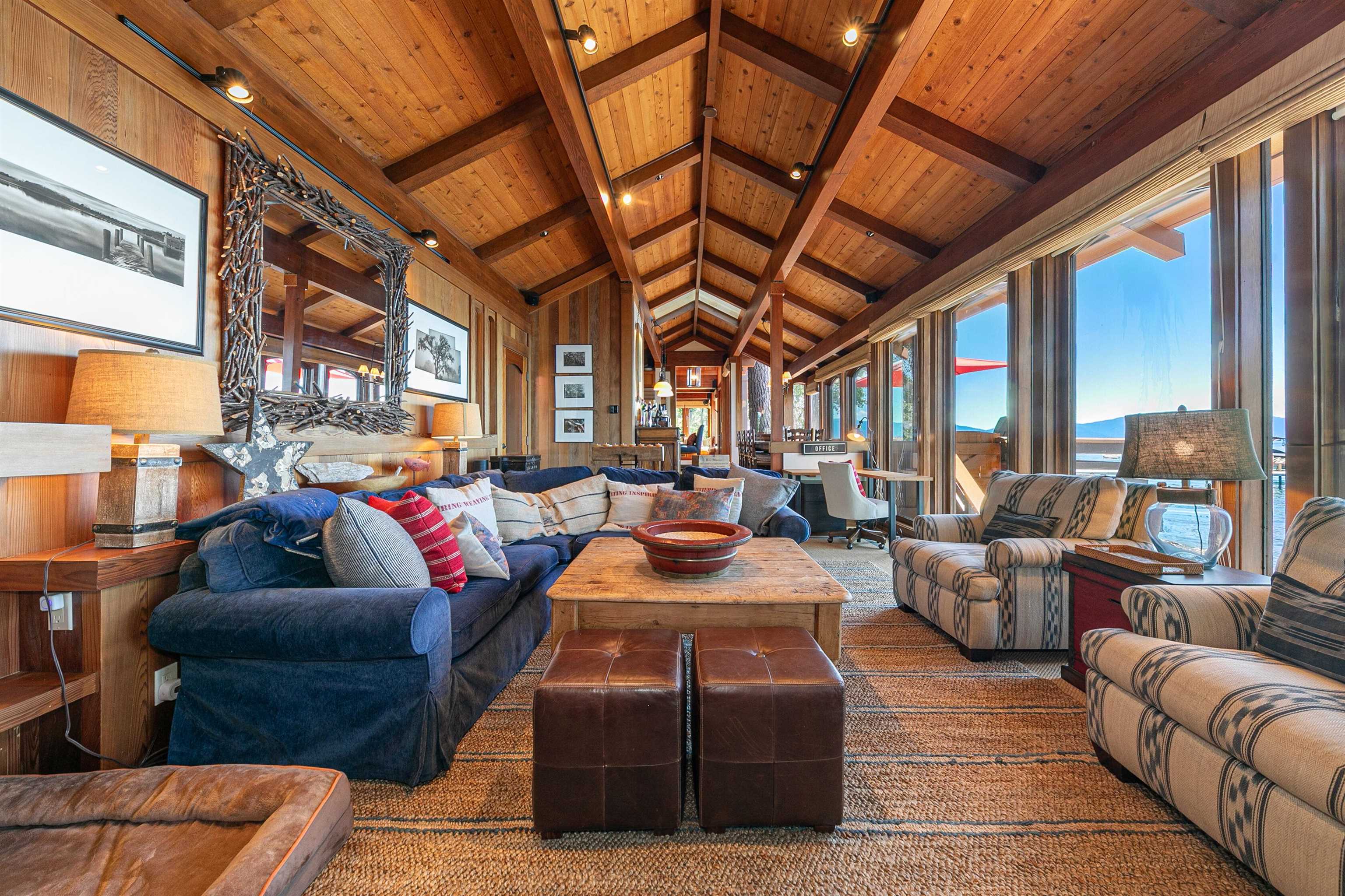 3334 Edgewater Drive