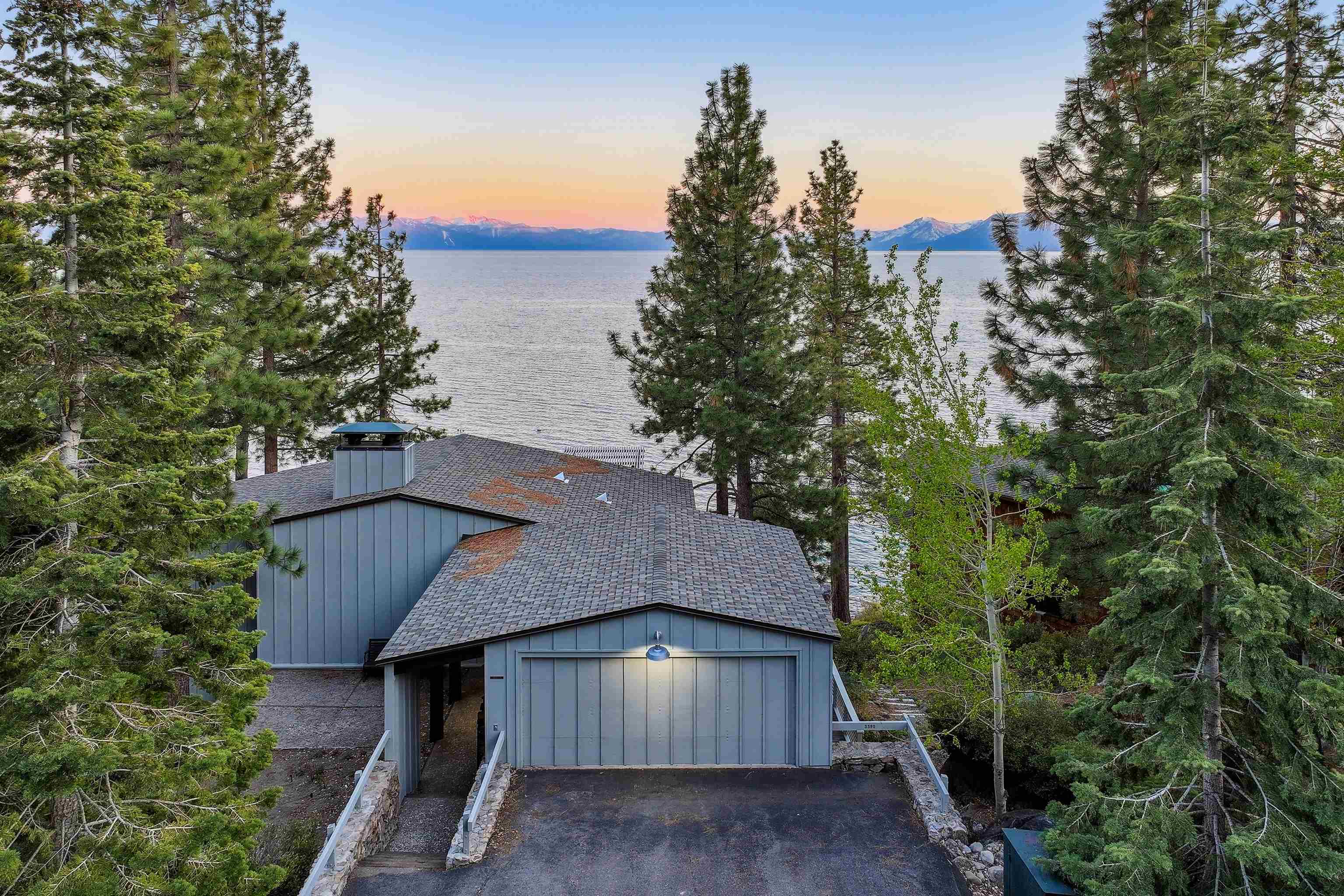 3390 Edgewater Drive