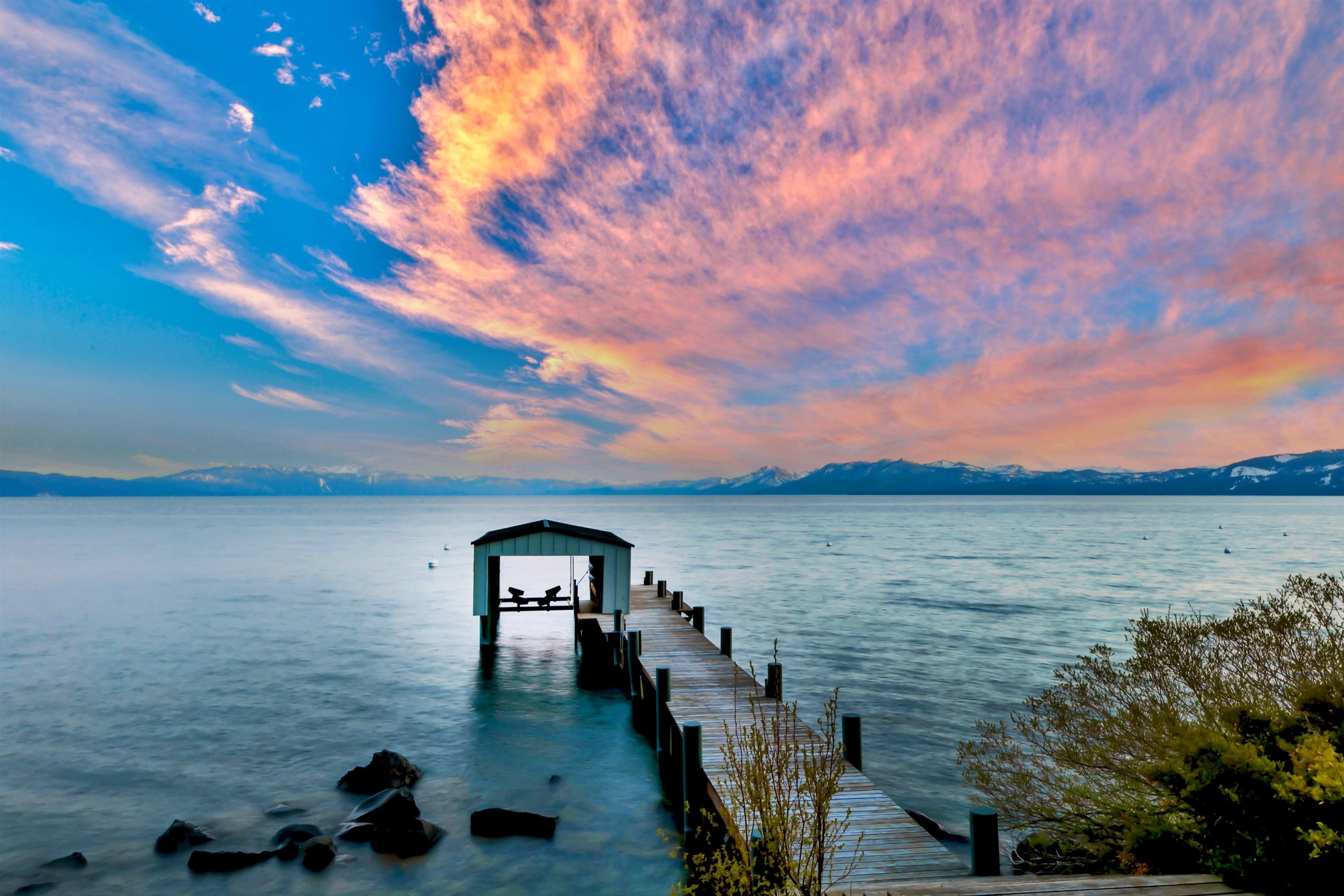 3390 Edgewater Drive