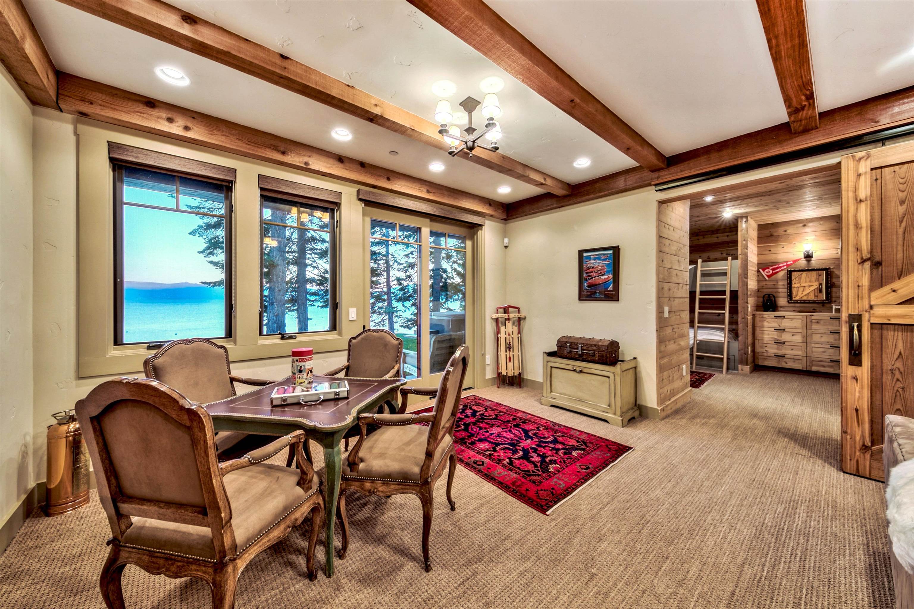 8747 Lakeside Drive