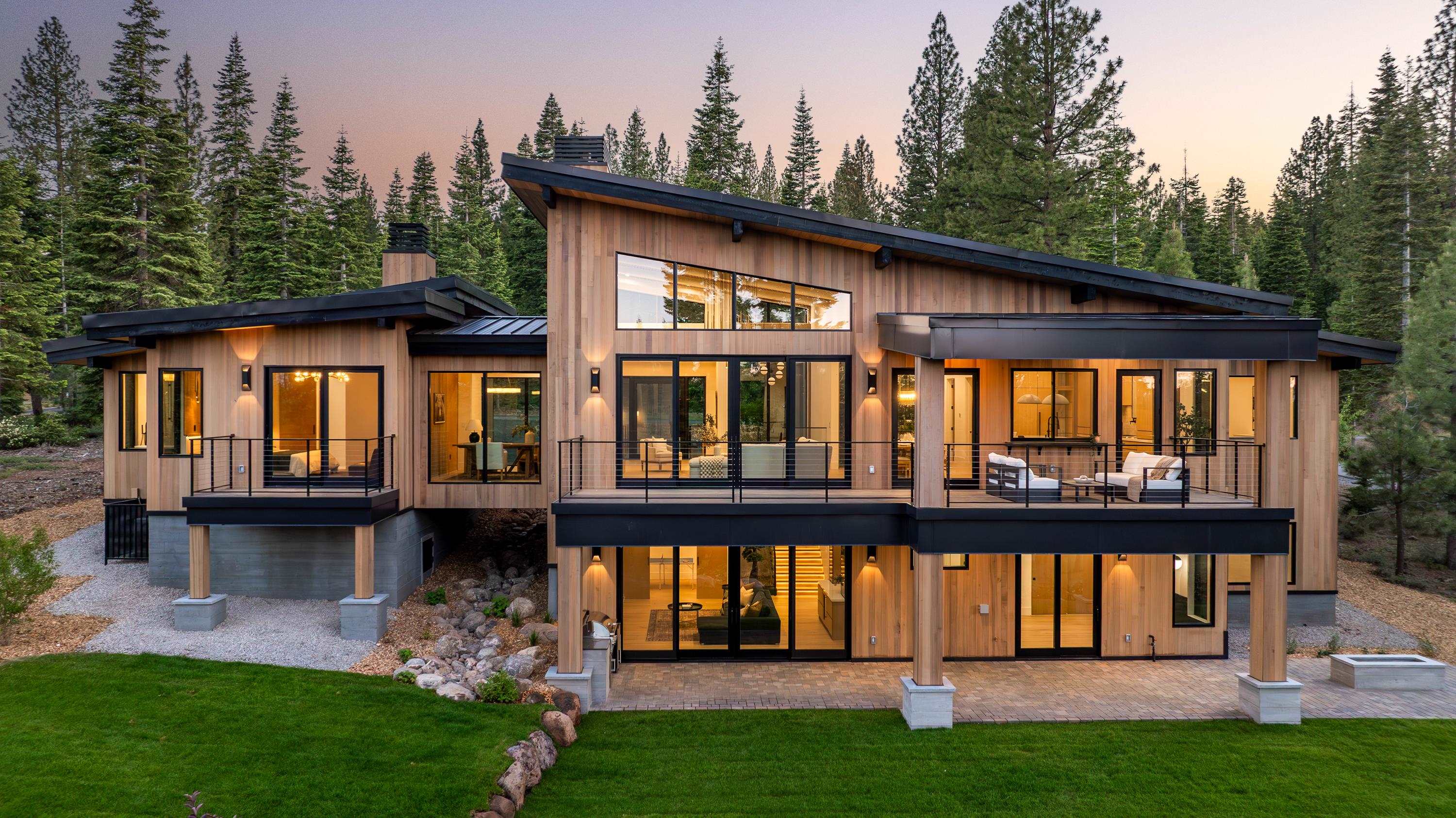 9275 Brae Road