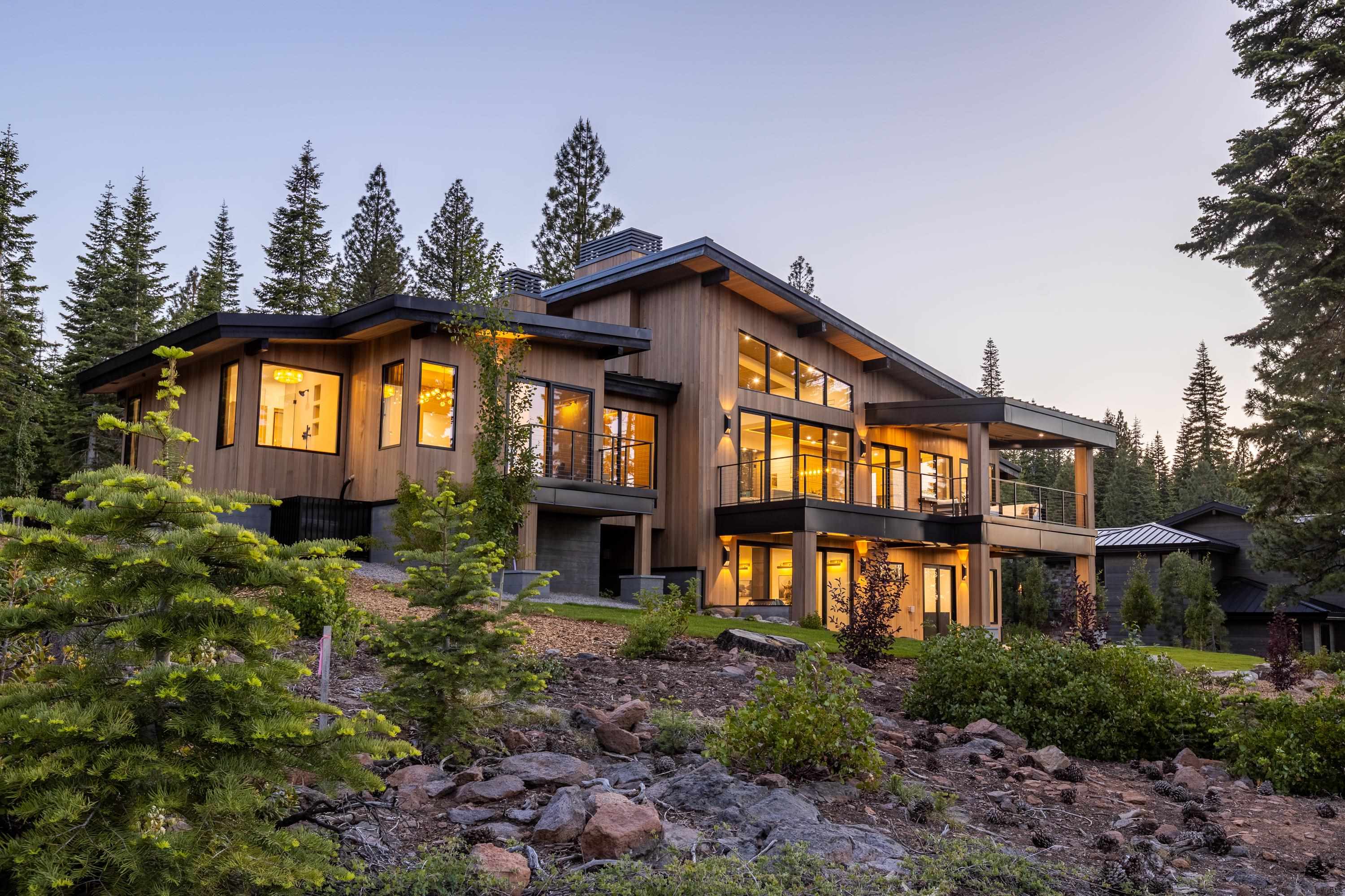 9275 Brae Road