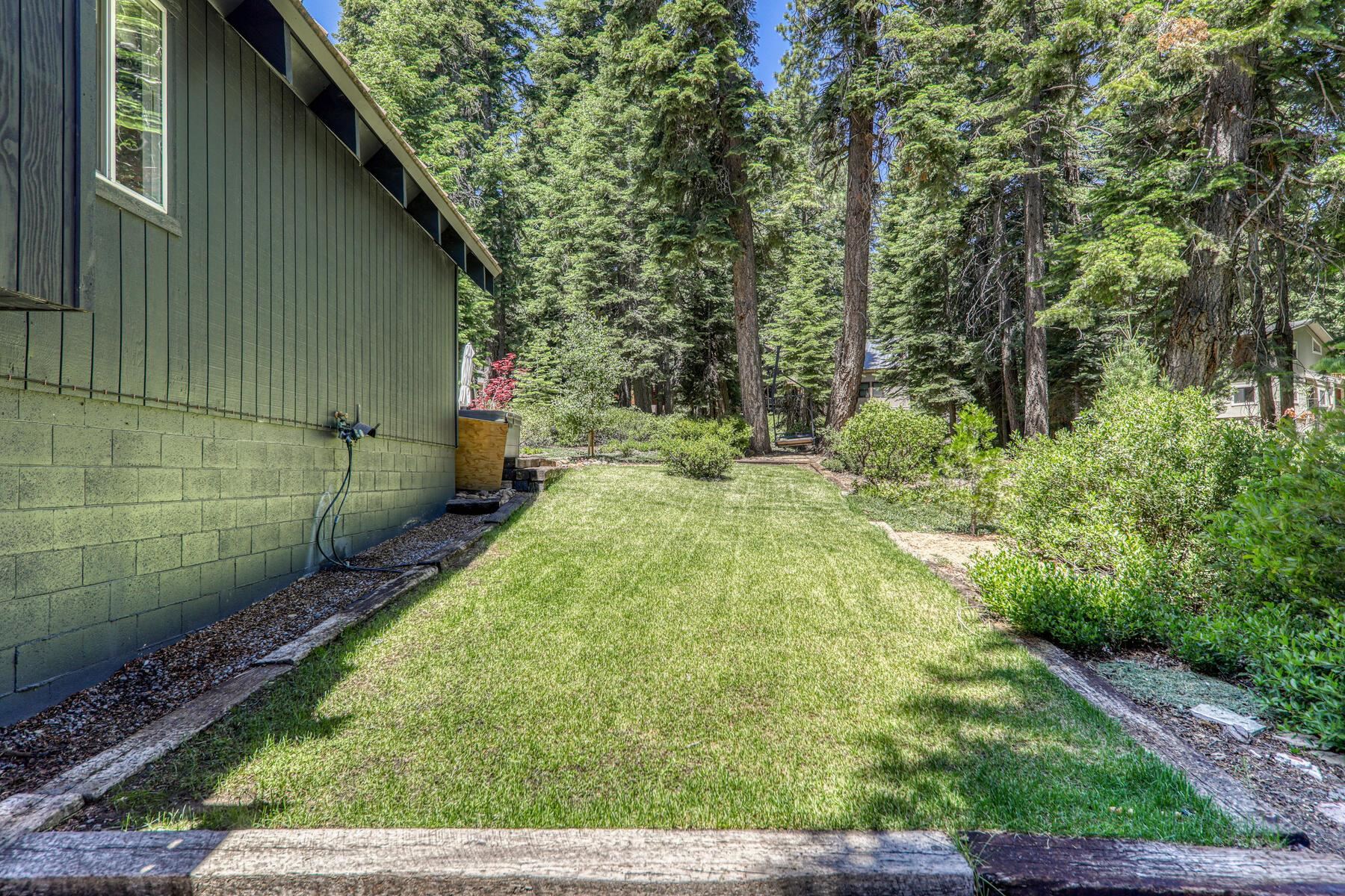 925 Carnelian Circle