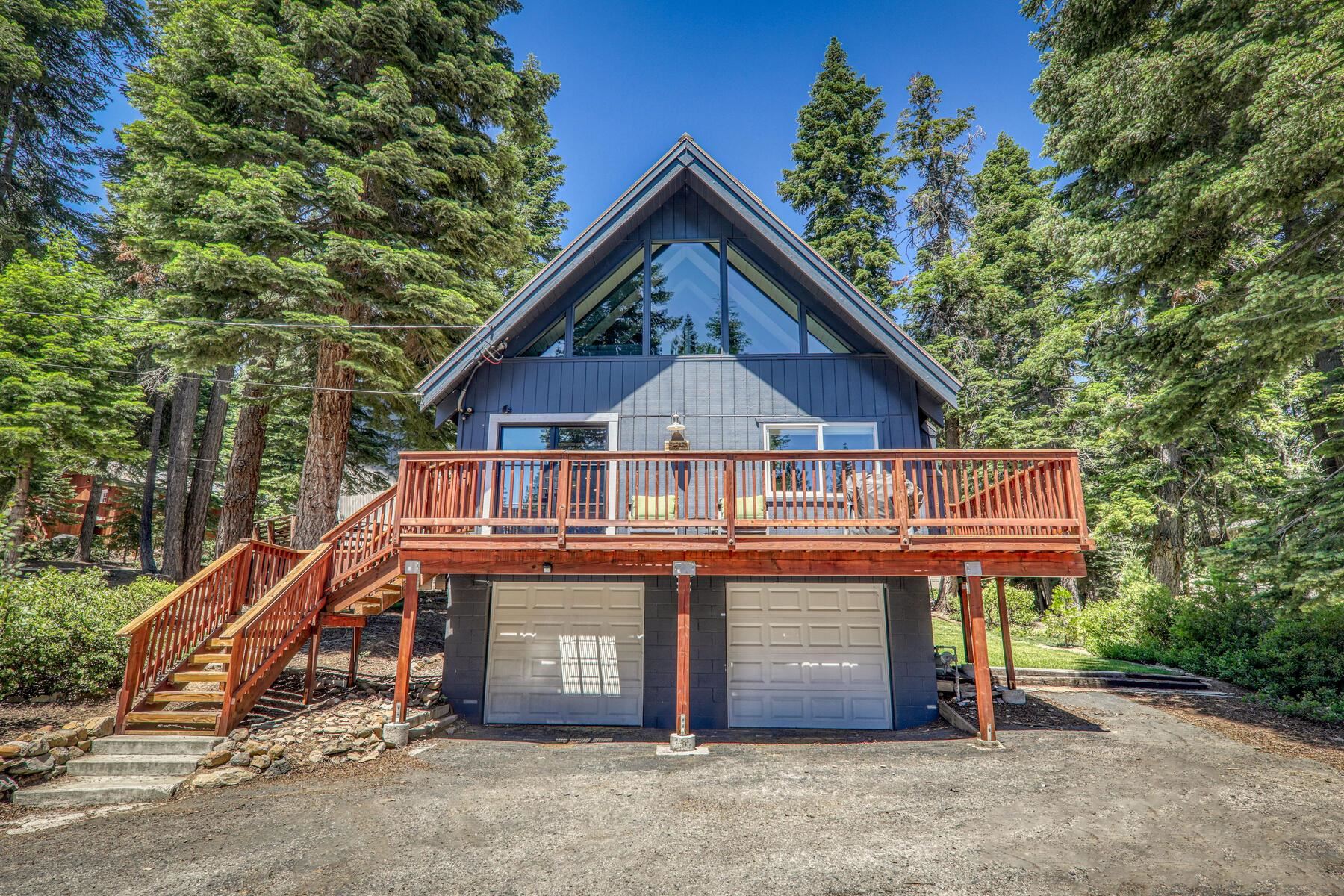 925 Carnelian Circle