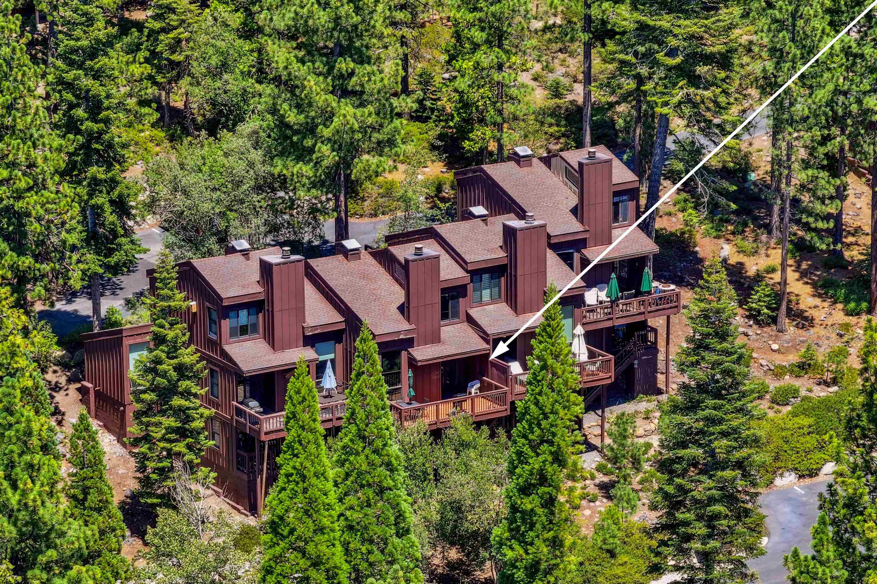125 Lassen Drive Unit: 4