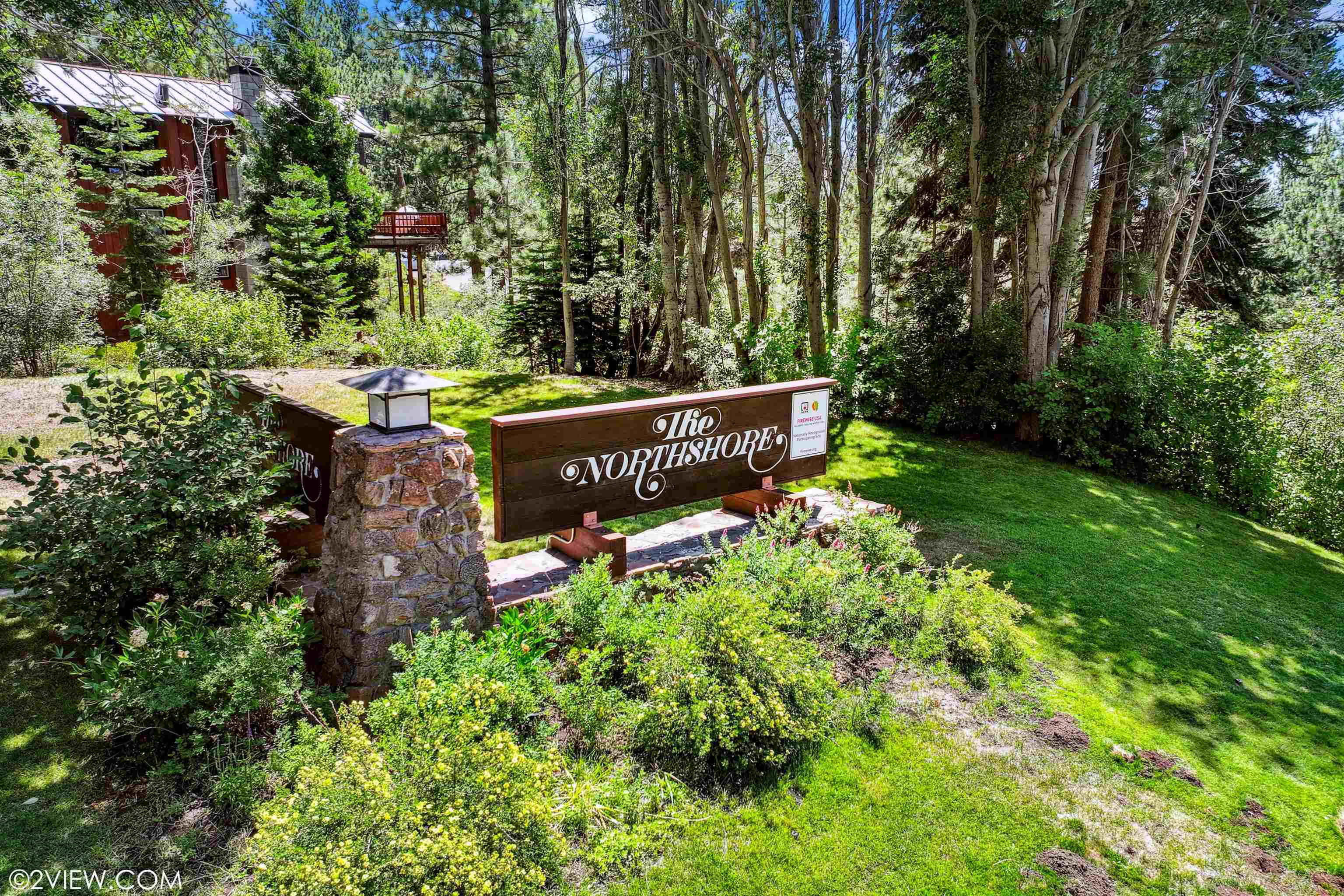 125 Lassen Drive Unit: 4