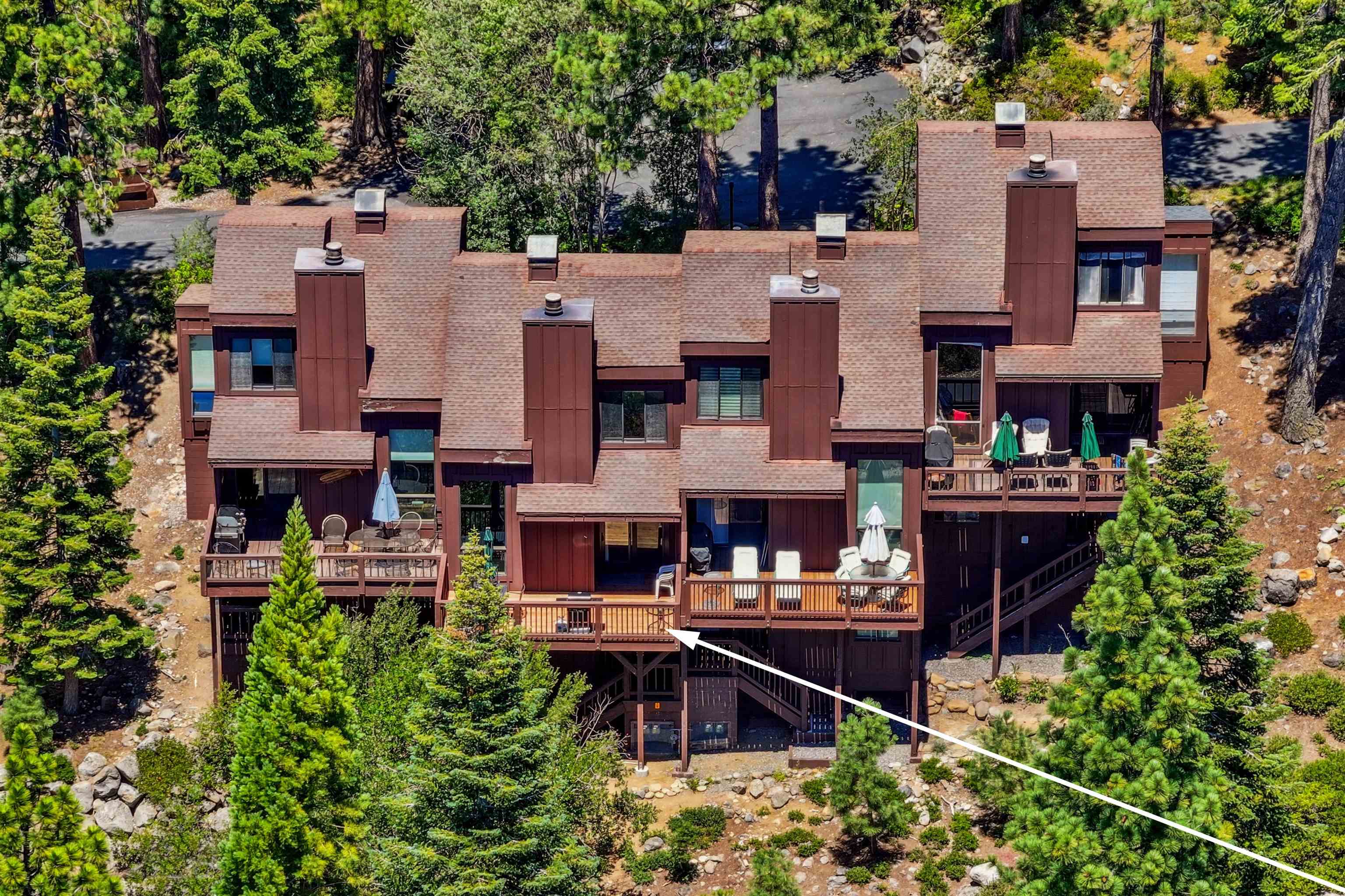125 Lassen Drive Unit: 4