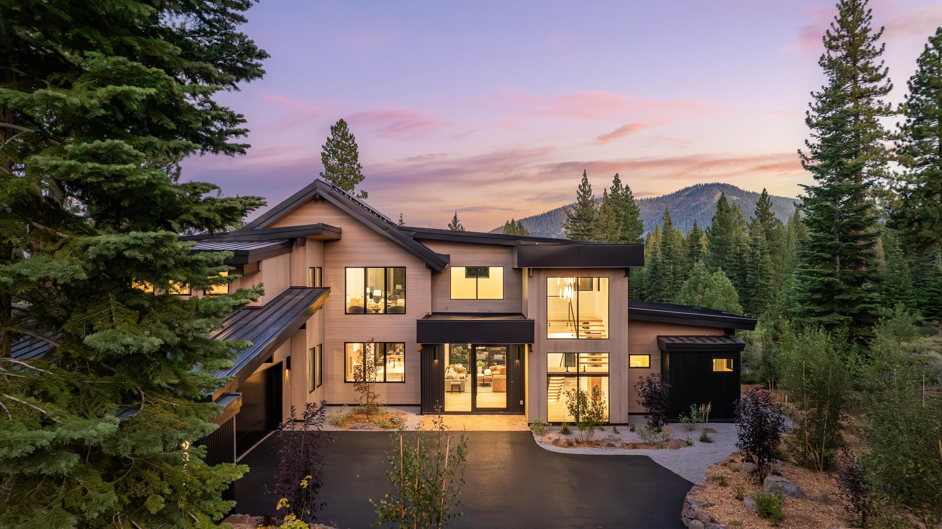 9308 Gaston Court
