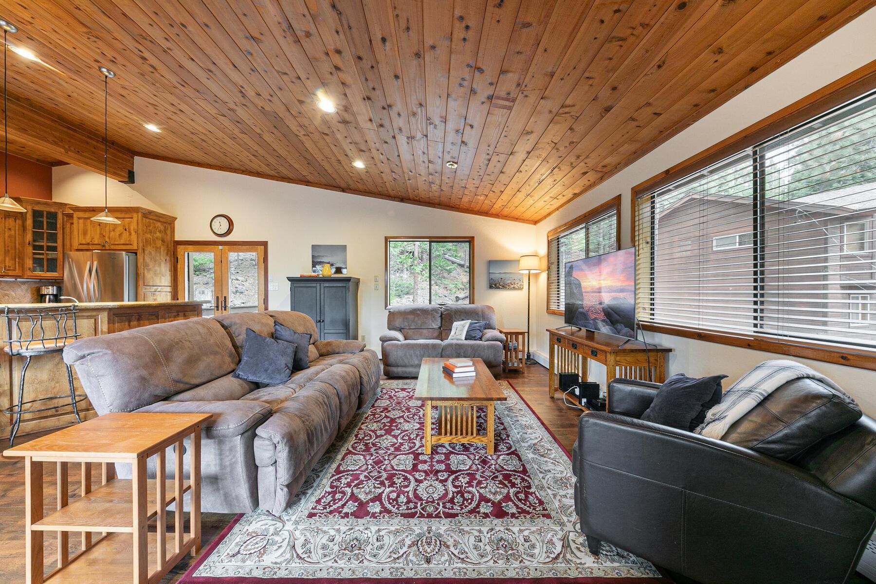 677 Mountain Circle