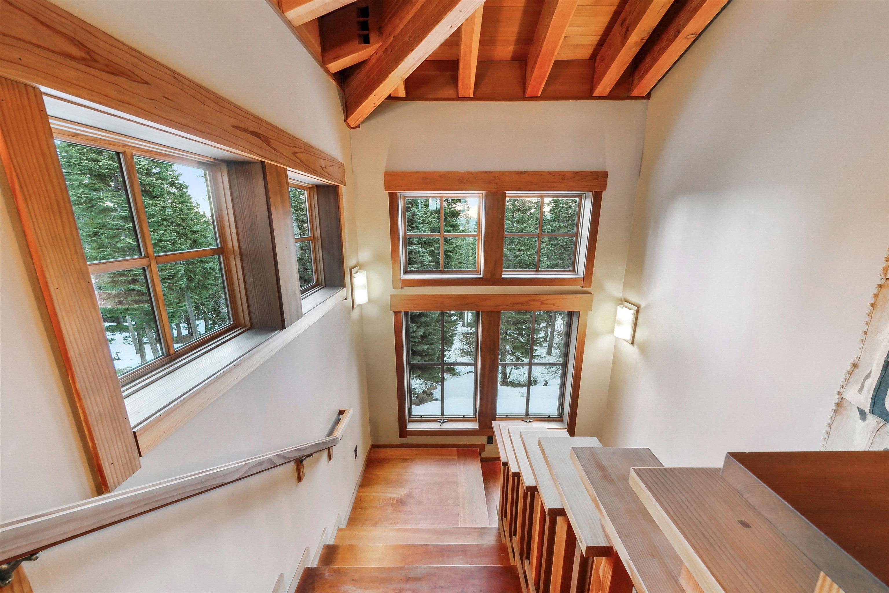 2221 Silver Fox Court