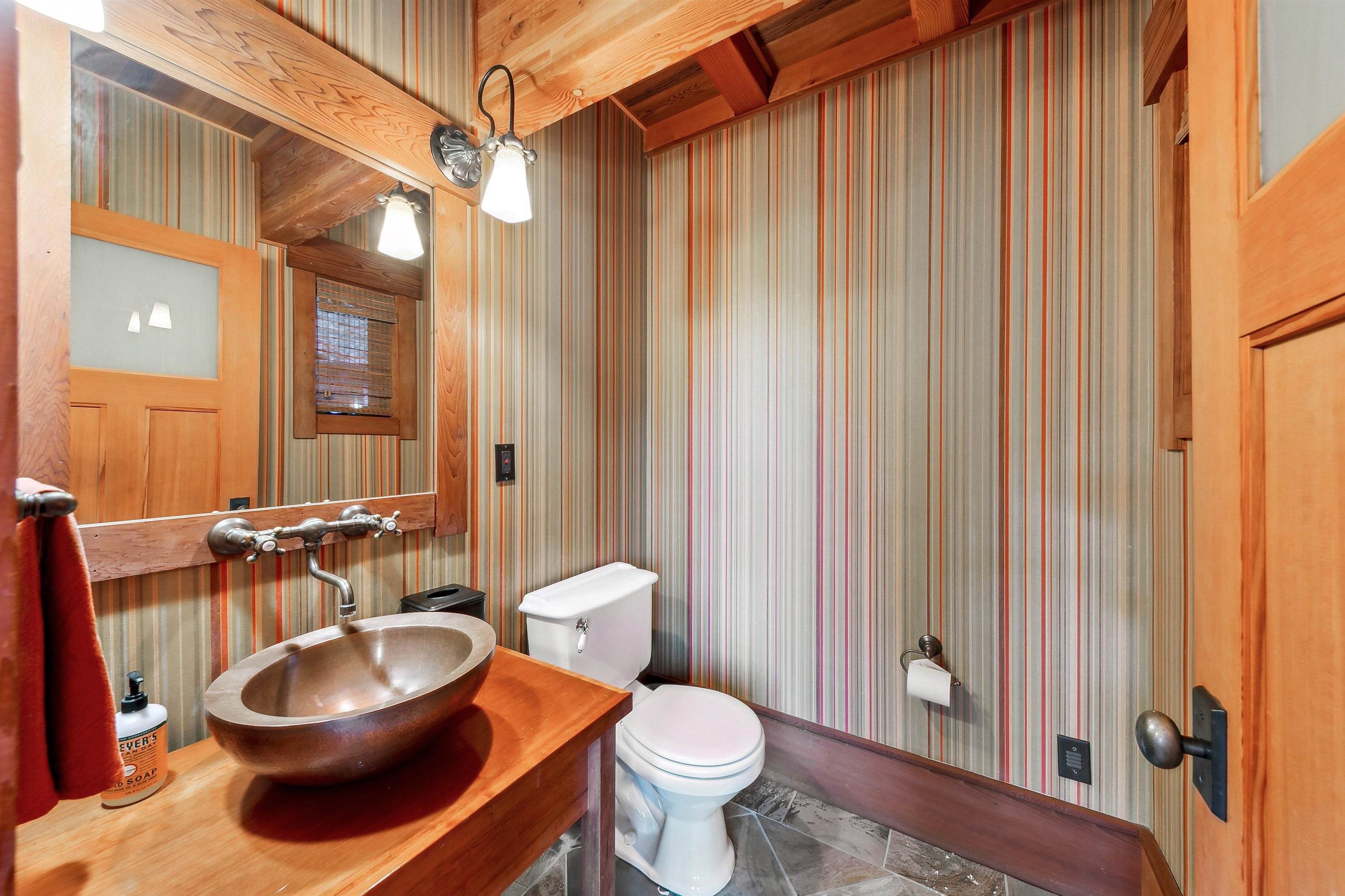 2221 Silver Fox Court