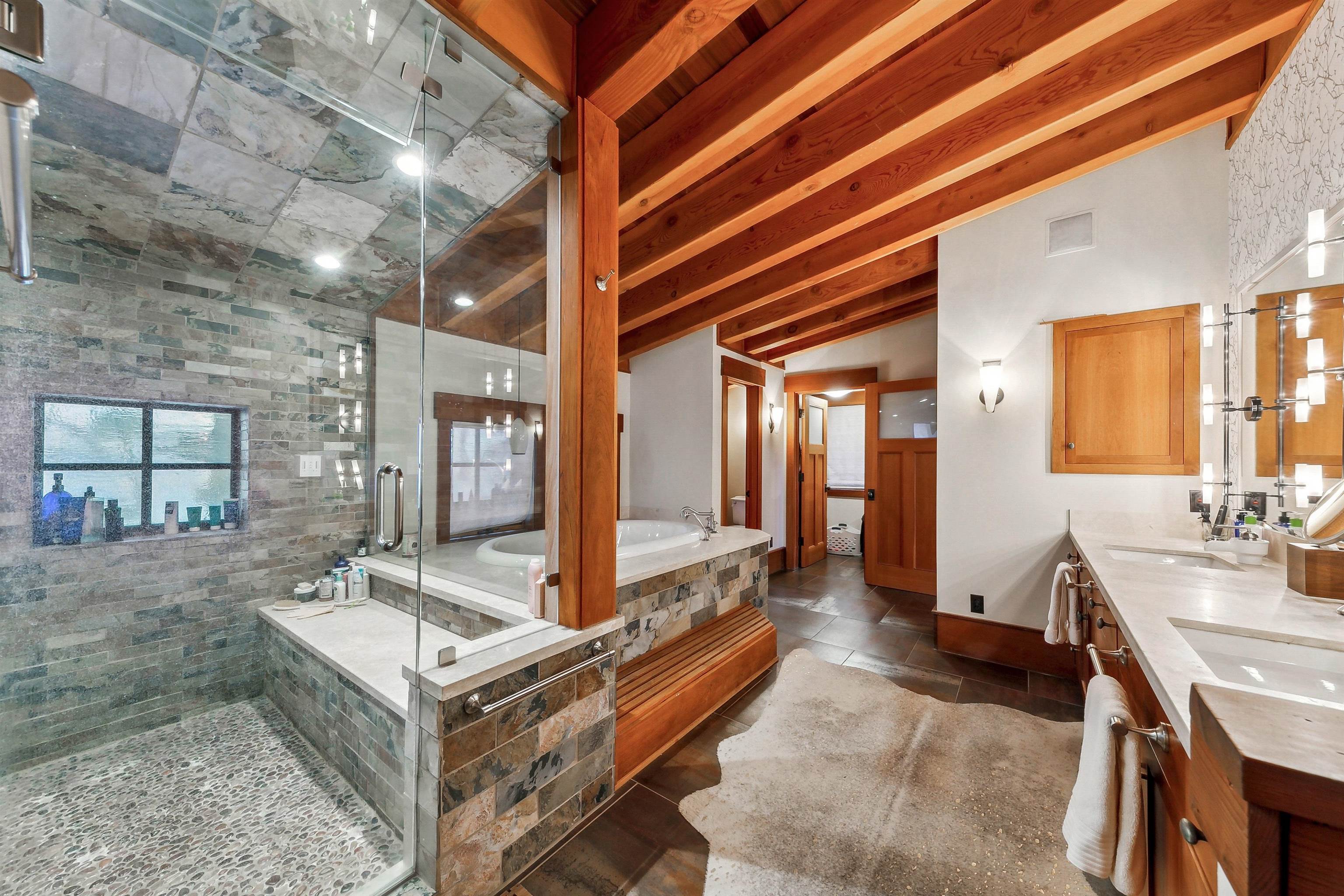 2221 Silver Fox Court