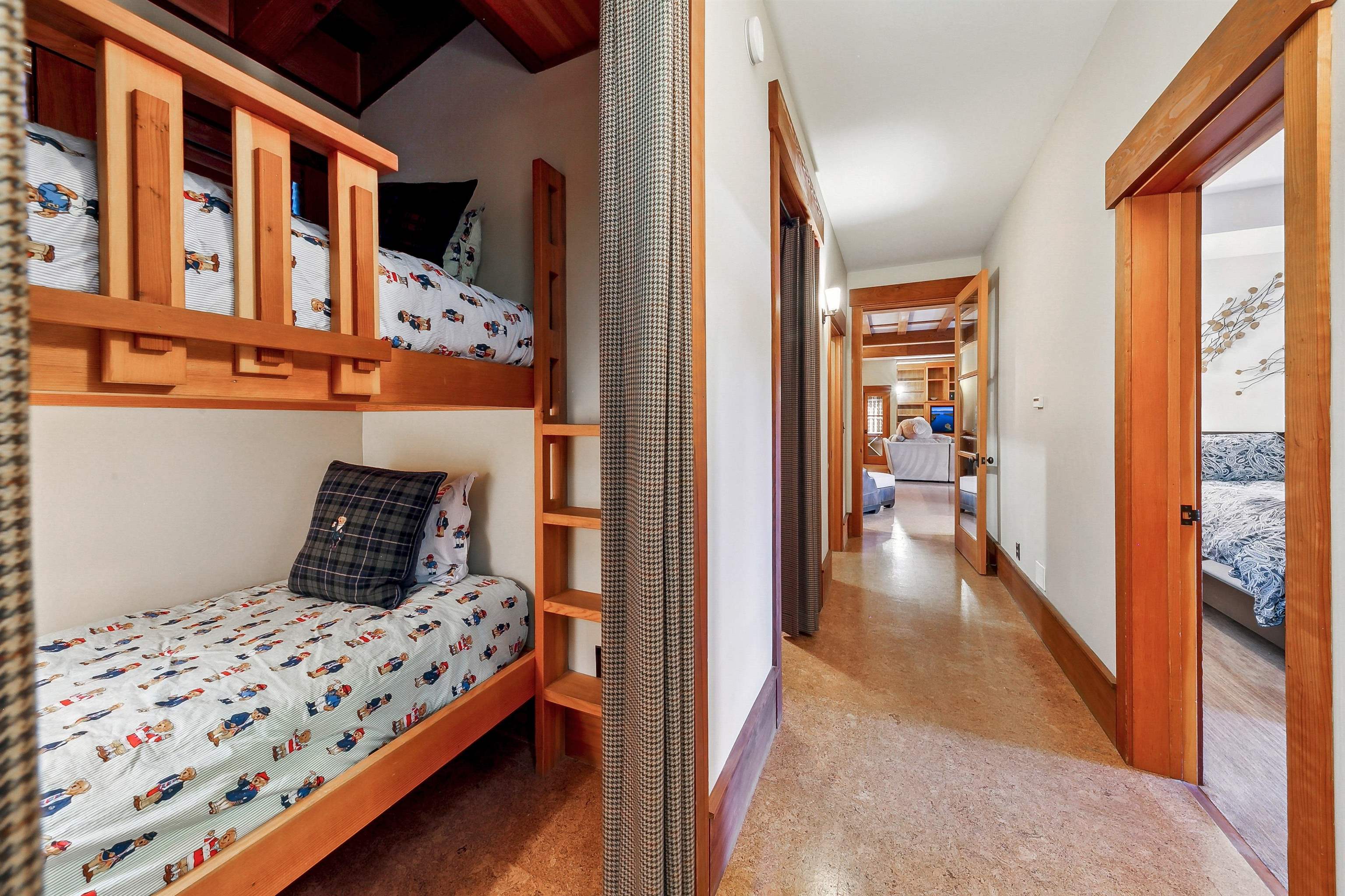 2221 Silver Fox Court