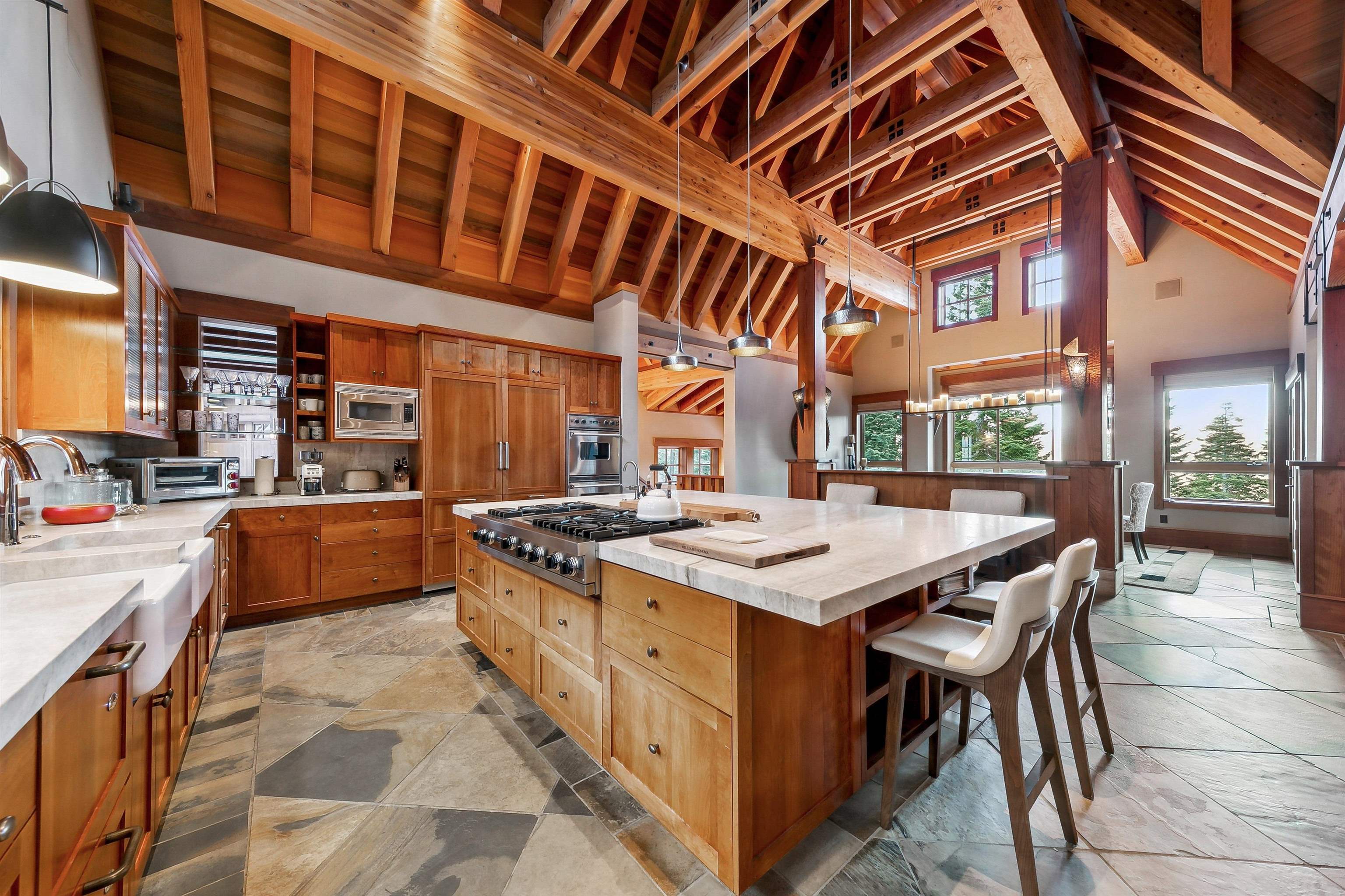 2221 Silver Fox Court