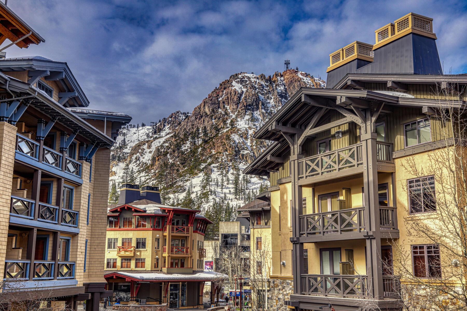 1850 Village South Road Unit: 228