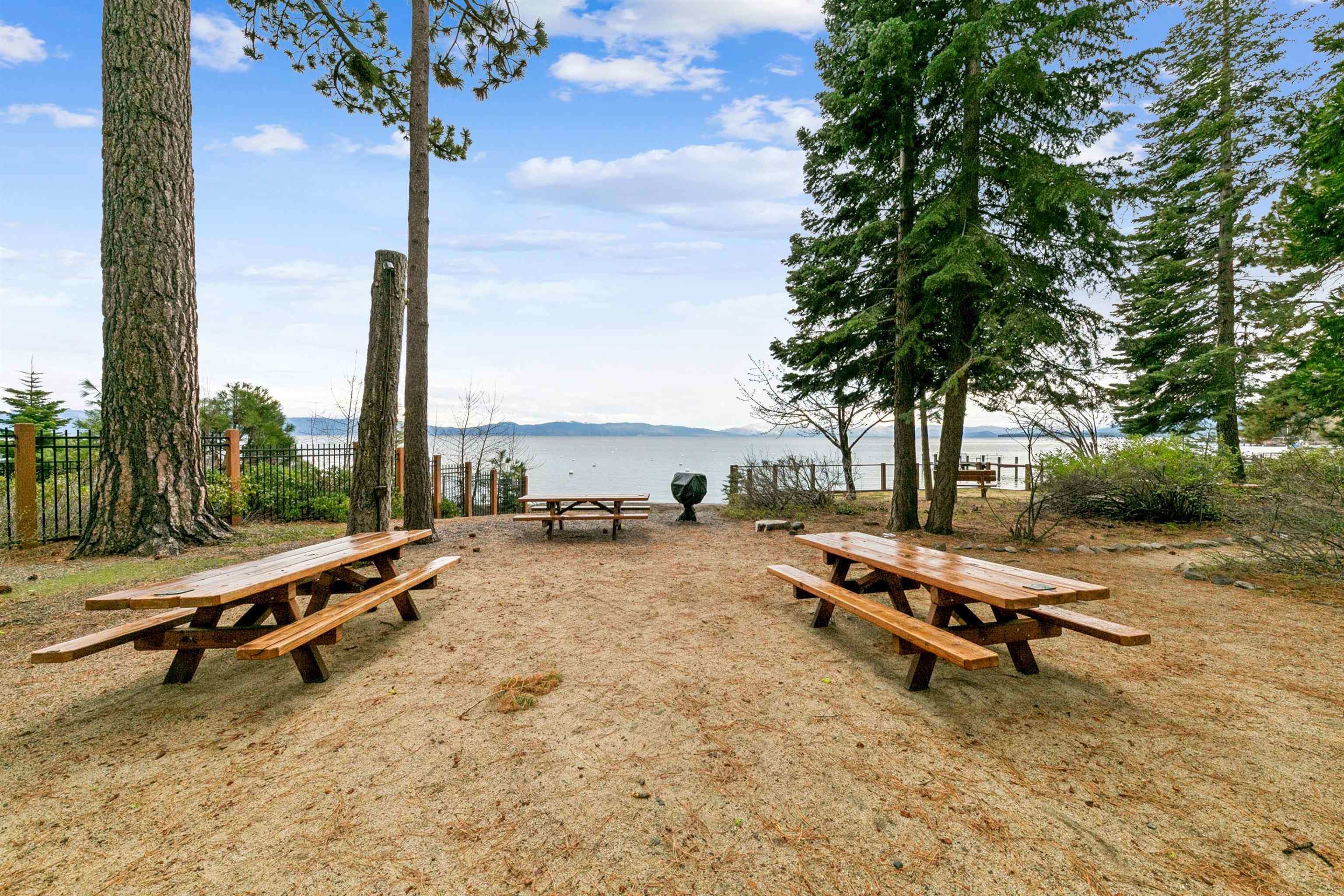 1905 Tahoe Park Heights Drive