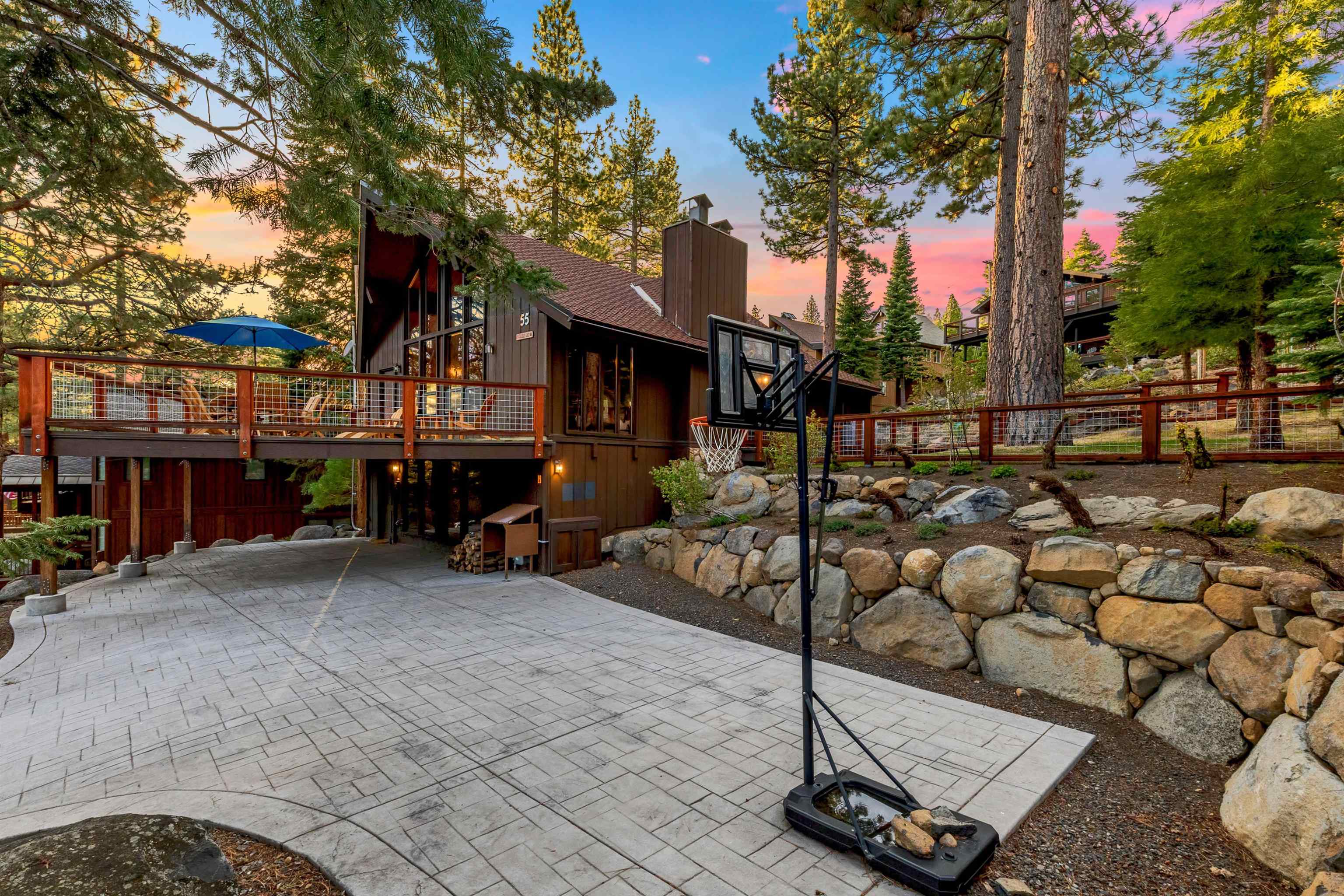 55 Lassen Drive