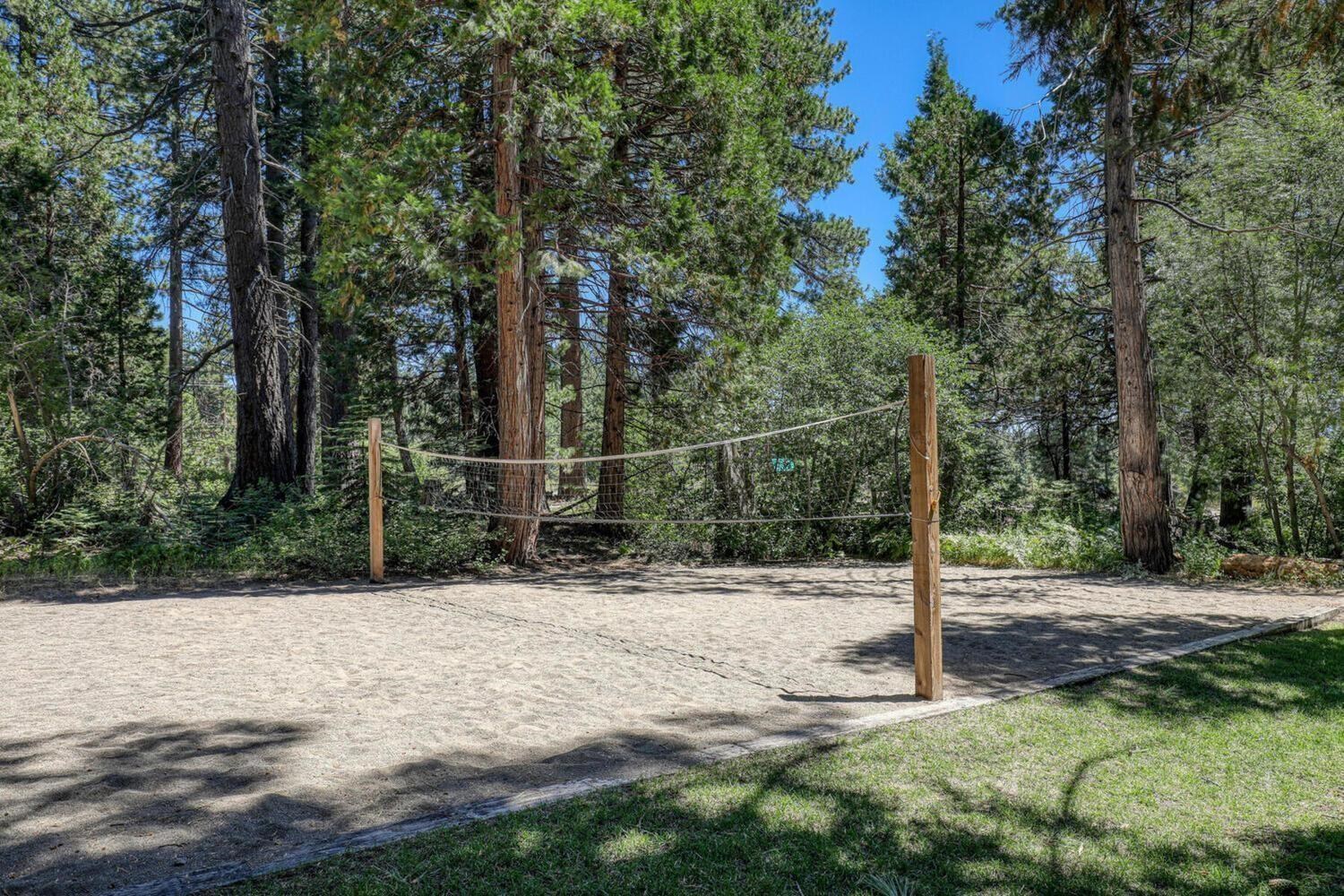 2755 North Lake Boulevard # 64 Unit: #64
