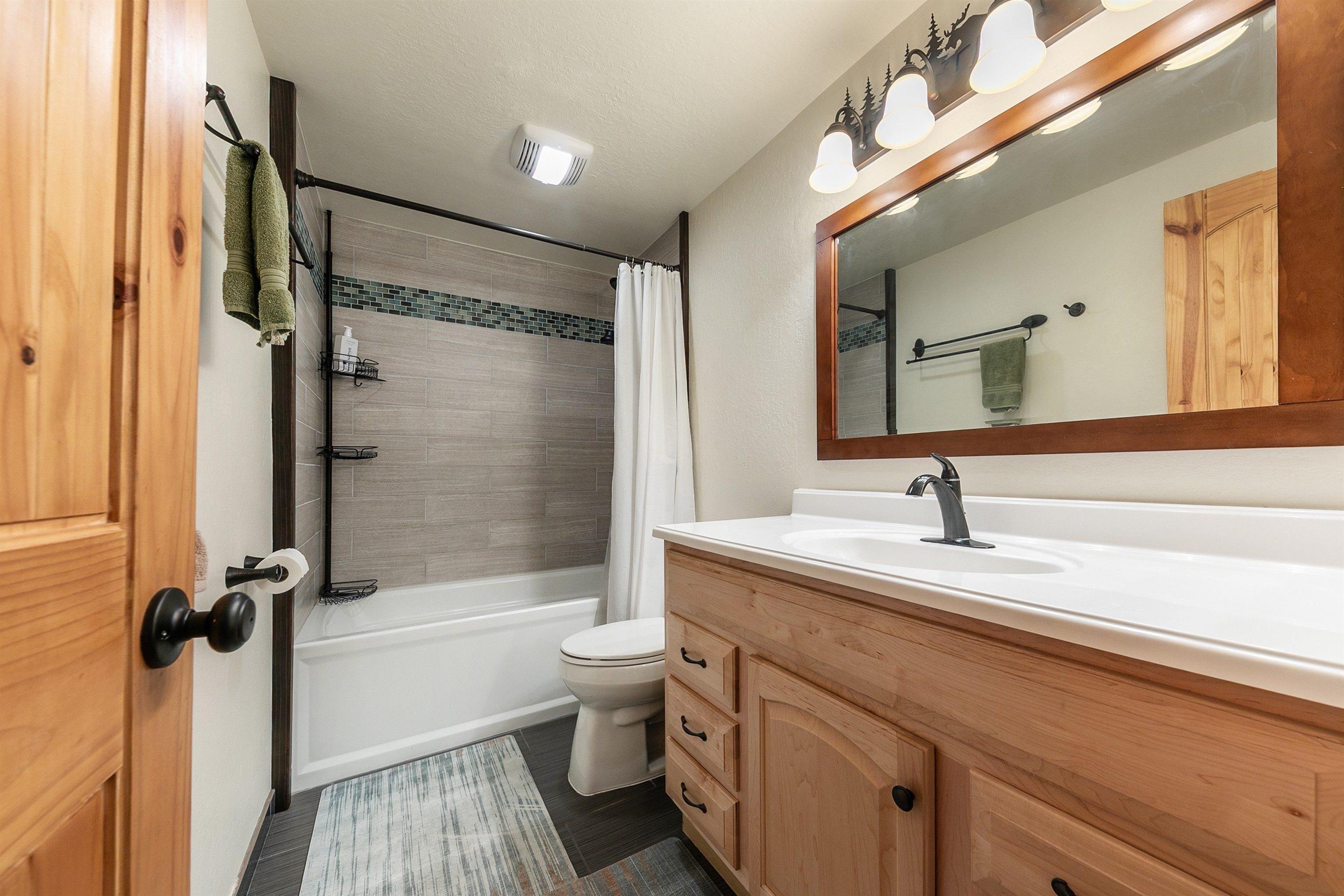 2755 North Lake Boulevard # 64 Unit: #64