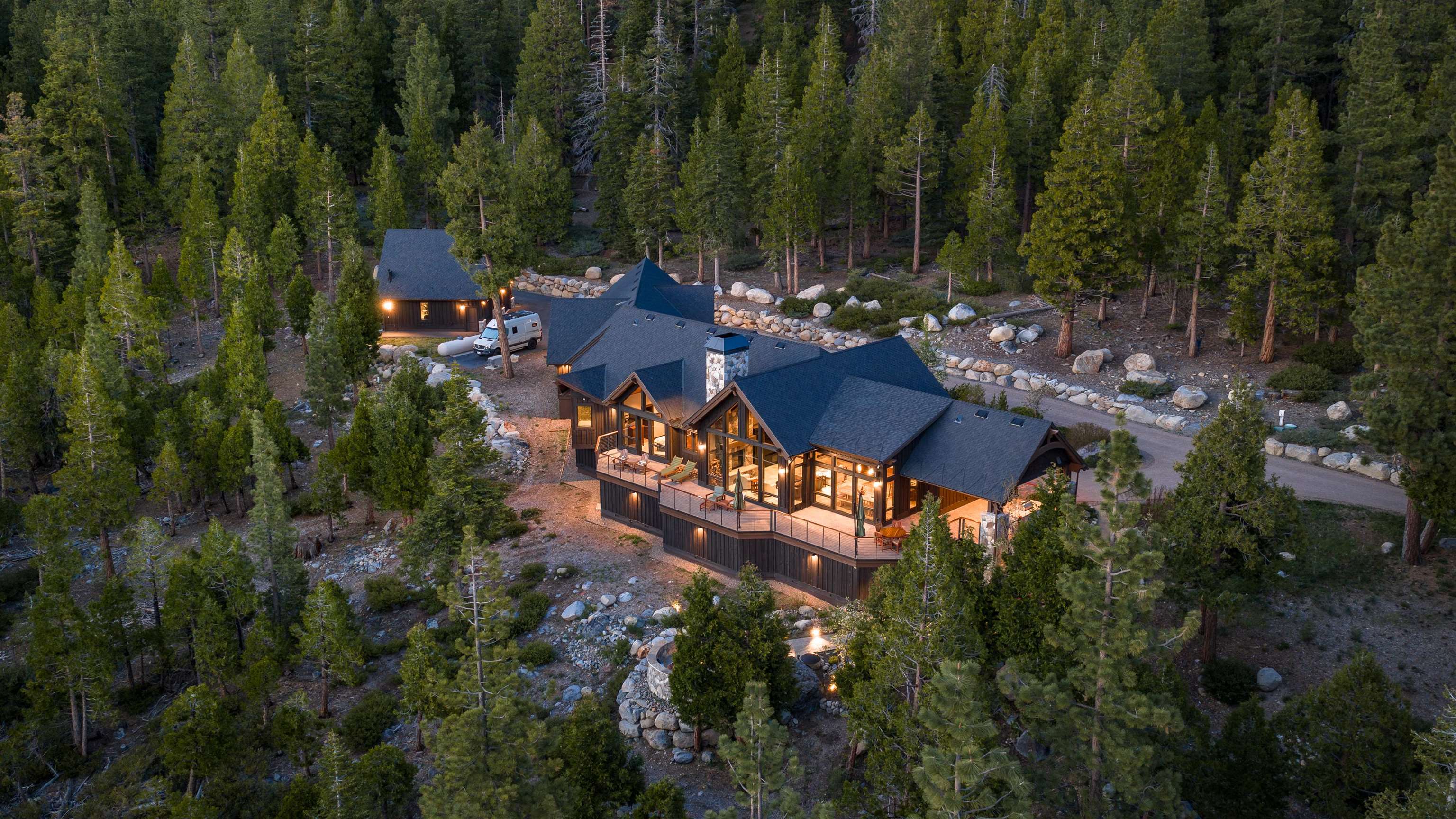 2081 Tahoe Mountain Road