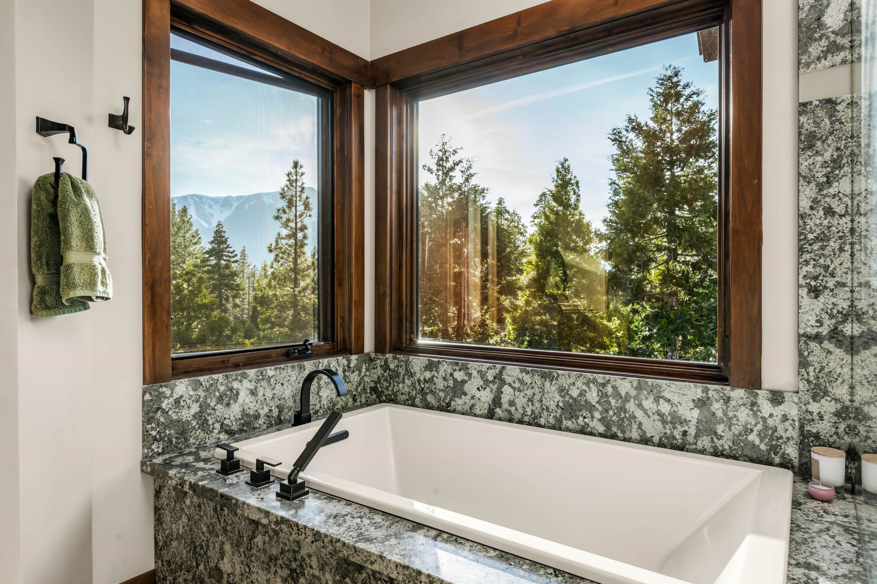 2081 Tahoe Mountain Road