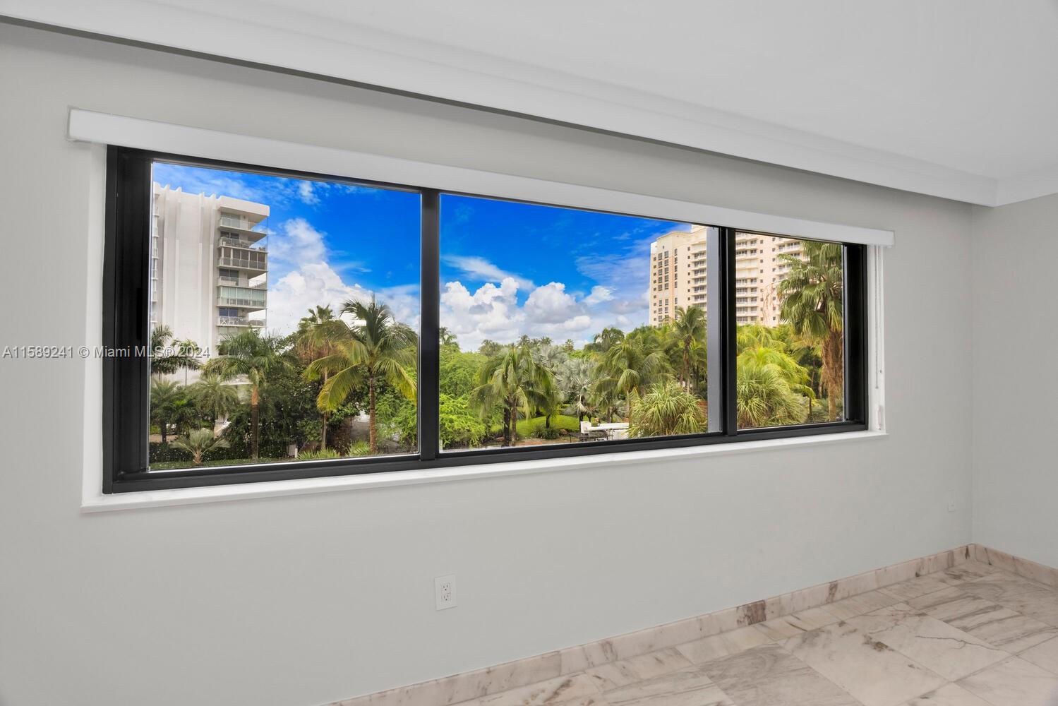 650 Ocean Dr # 4C